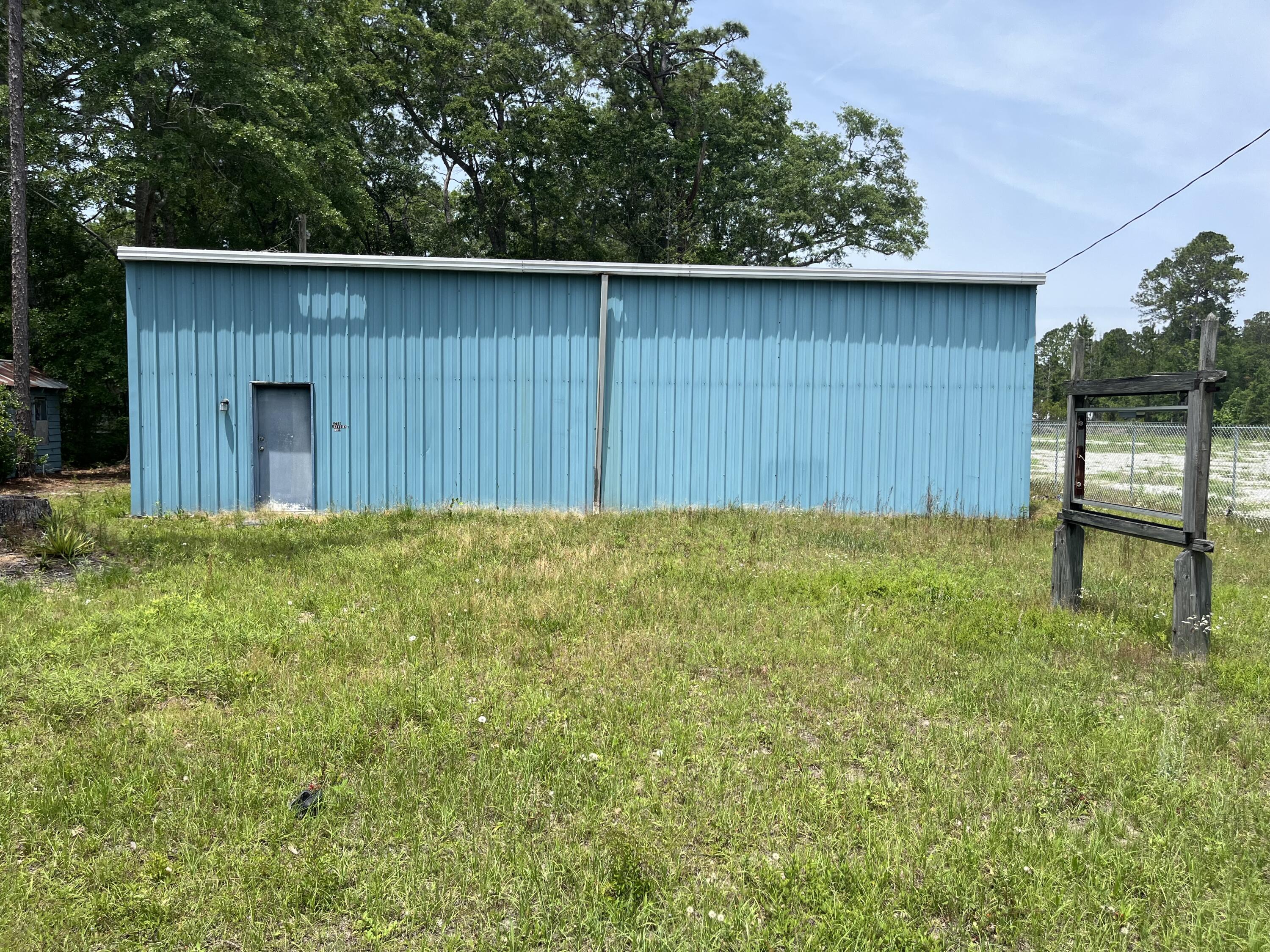 2759 Jefferies Highway