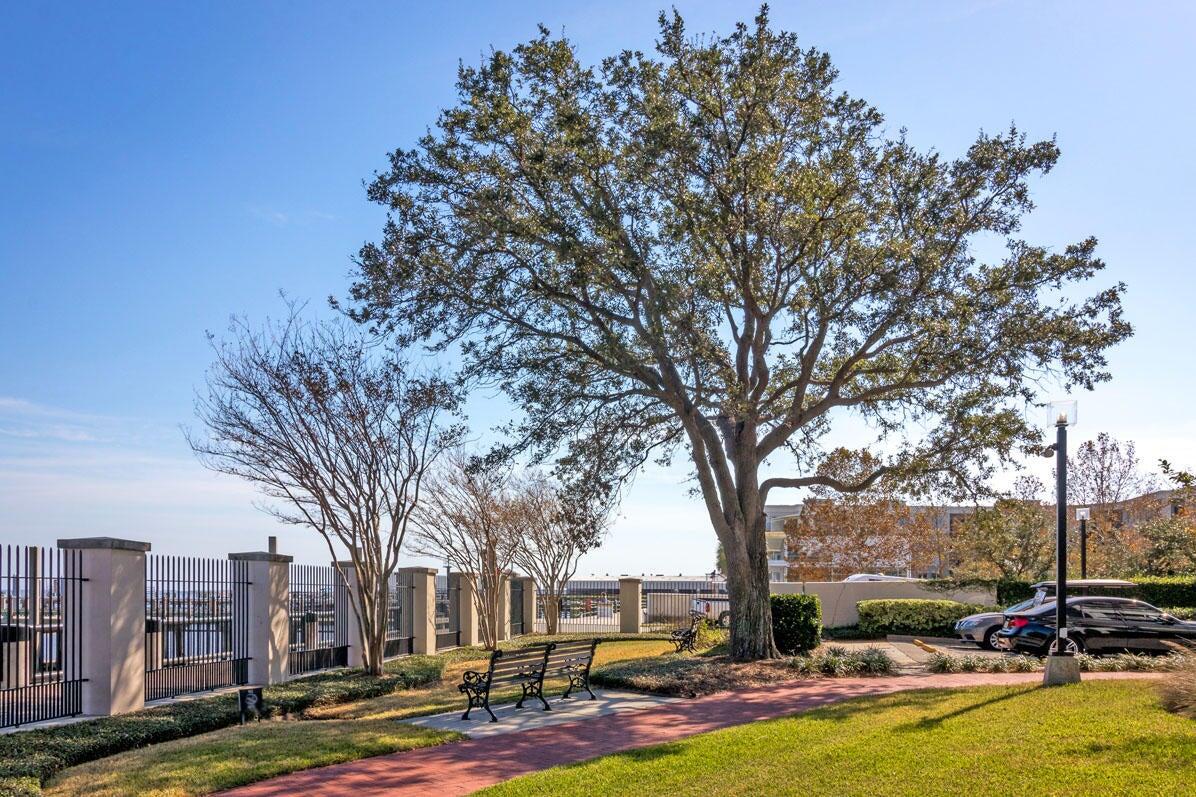 330 Concord Street # 8e