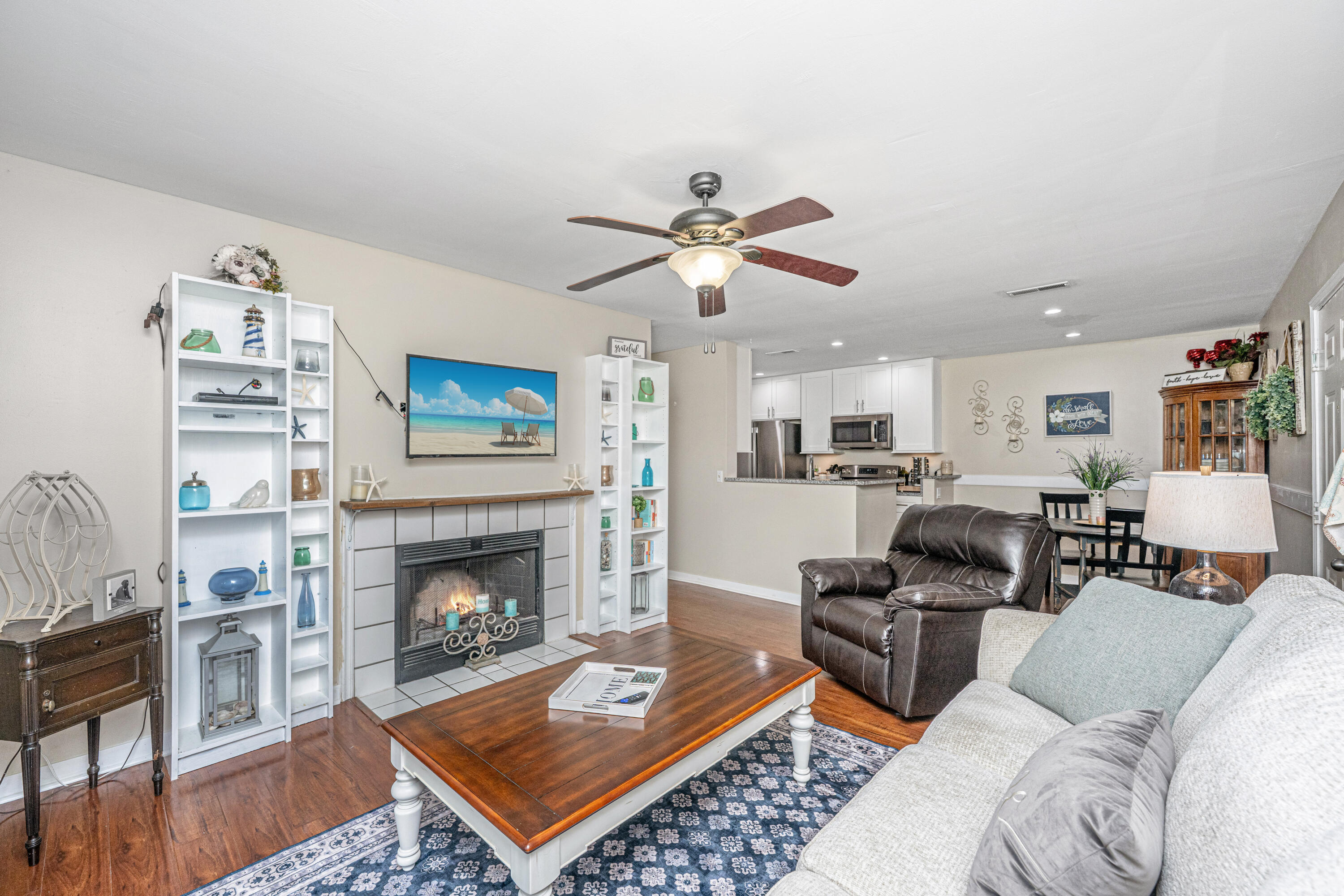 2011 N Highway 17 # 1400a