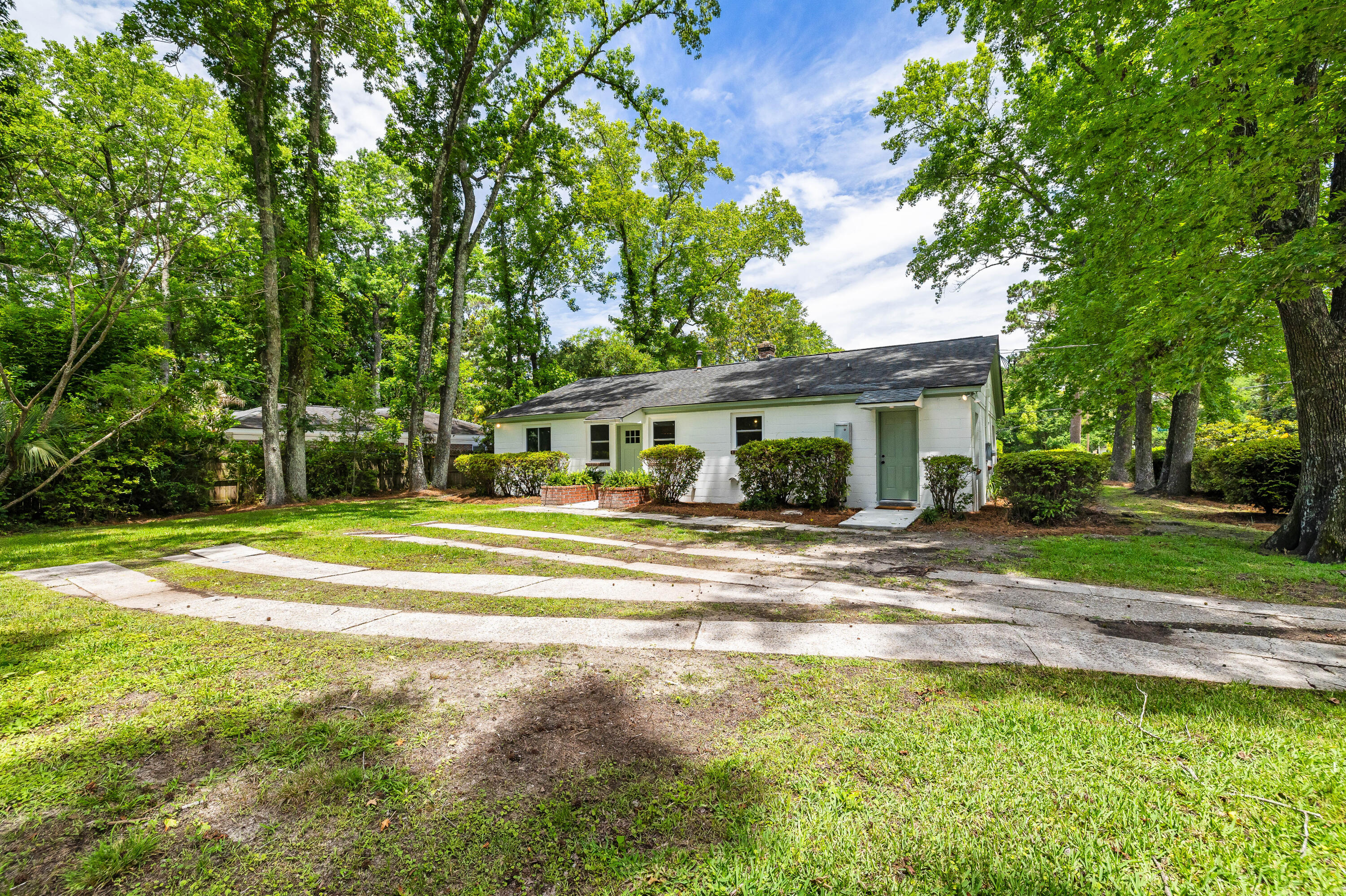 1203 Forestwood Drive