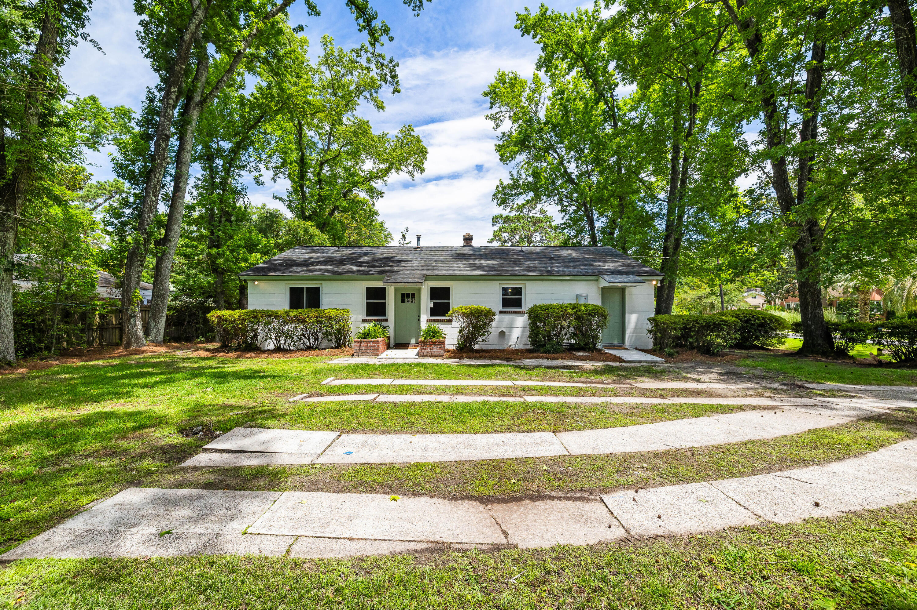 1203 Forestwood Drive