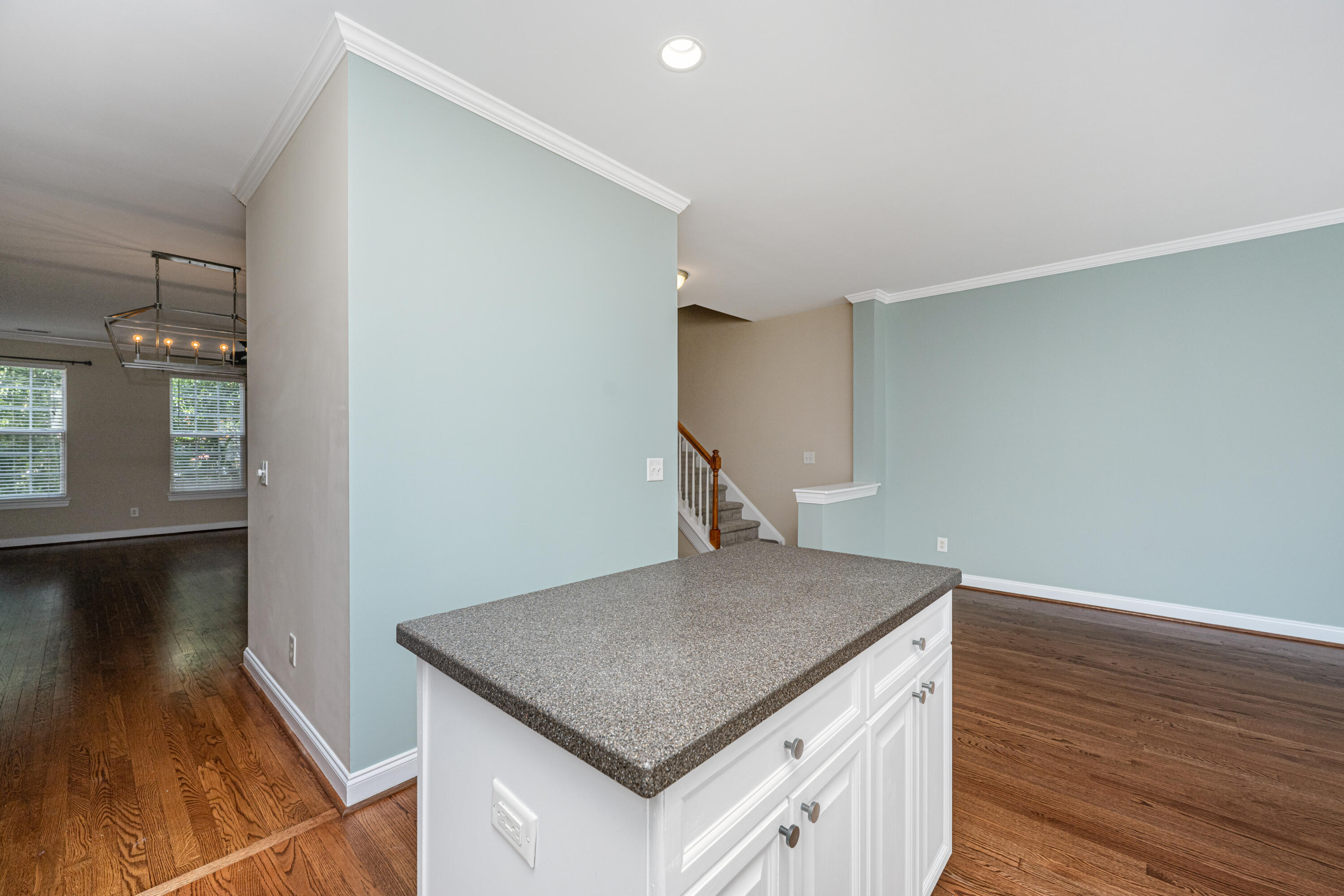 9305 Sweetbay Court