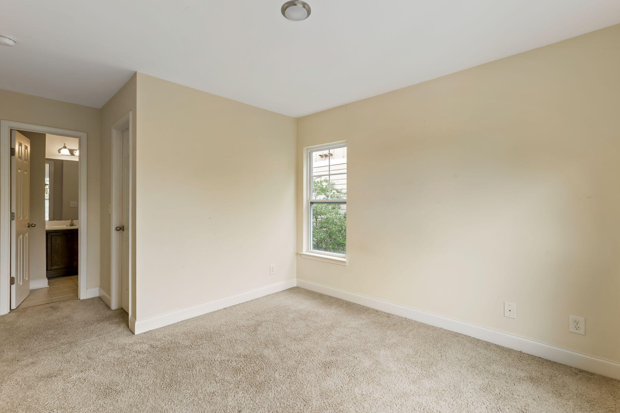 5104 E Liberty Park Circle