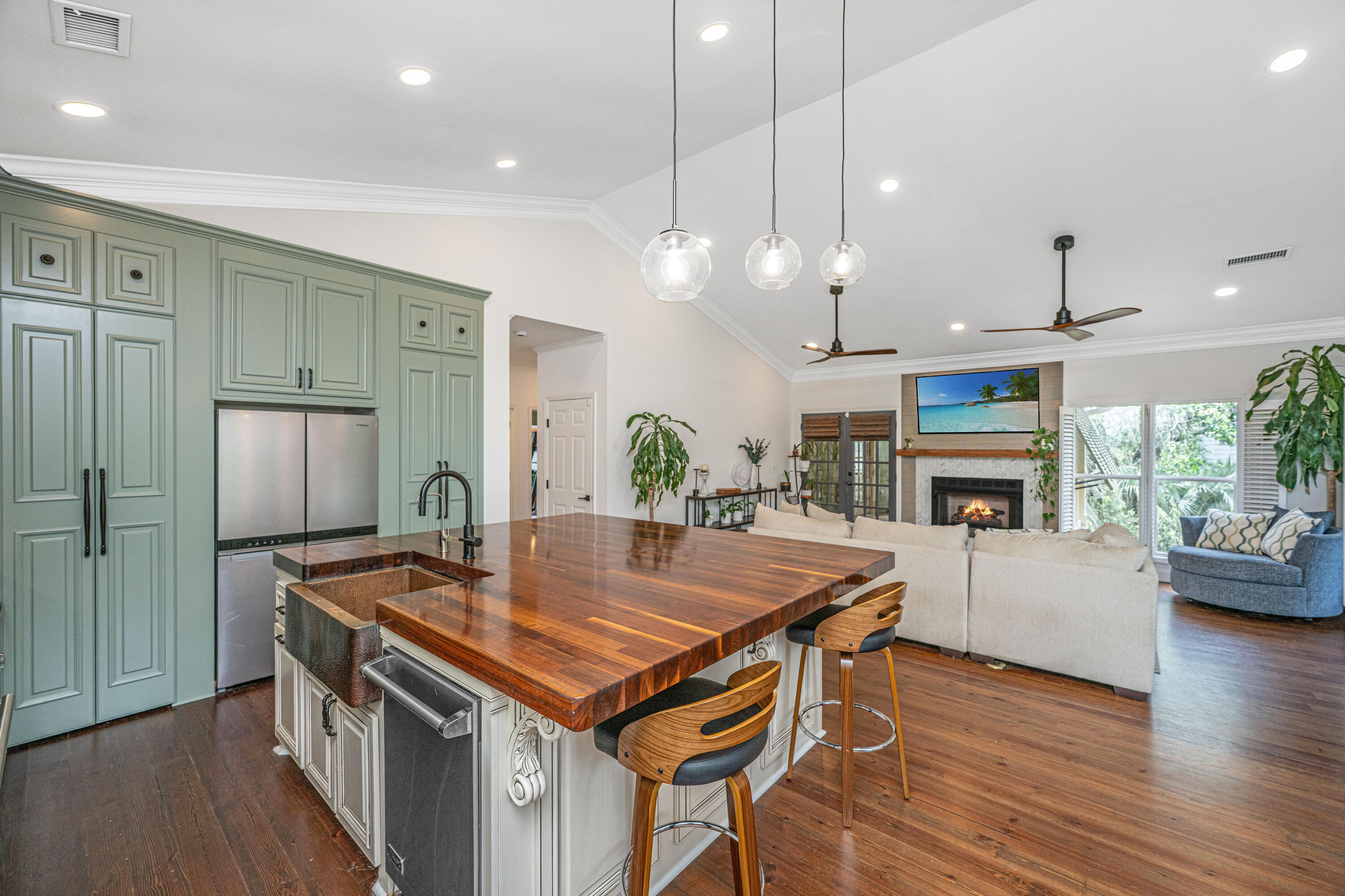 1520 Regimental Lane