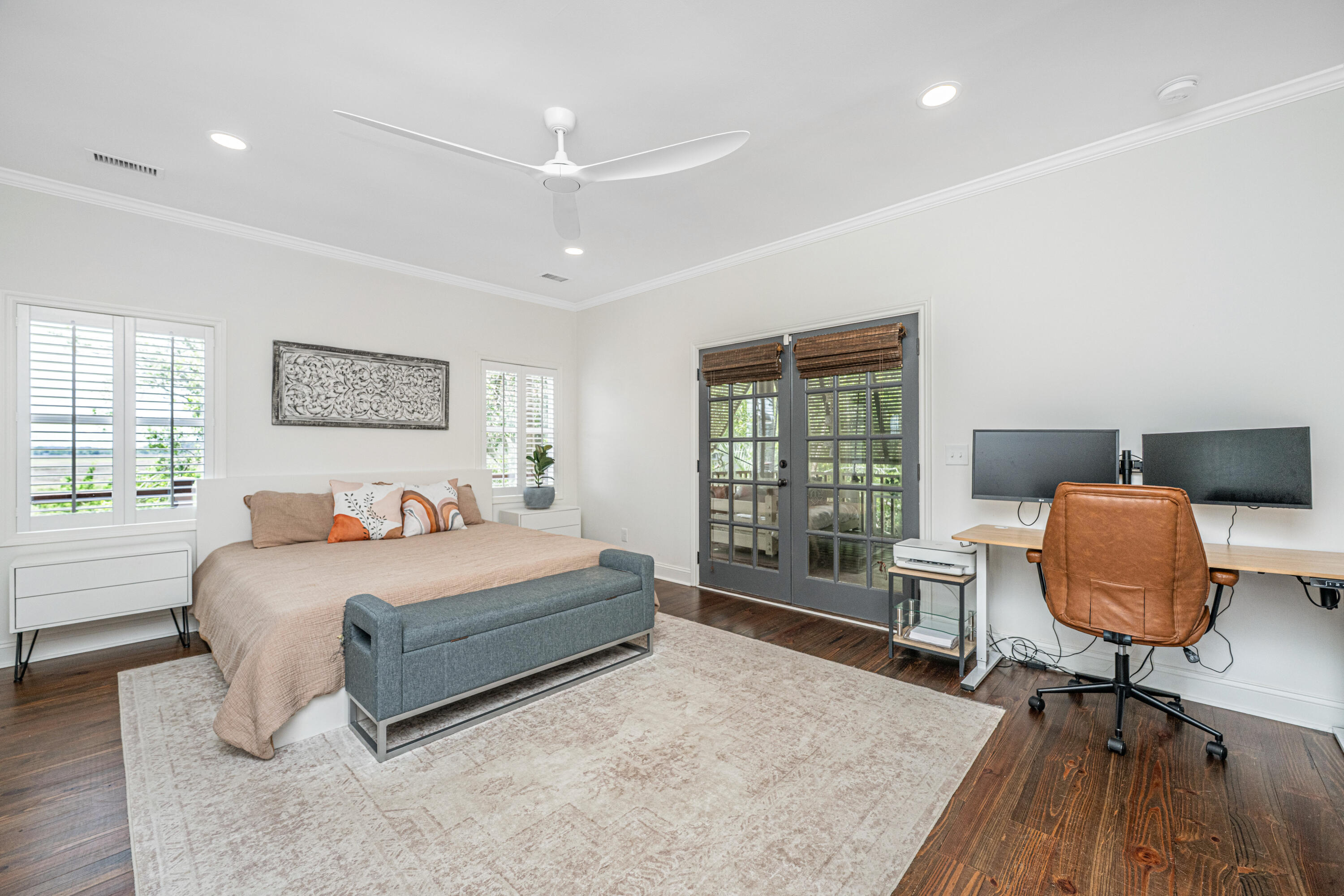 1520 Regimental Lane