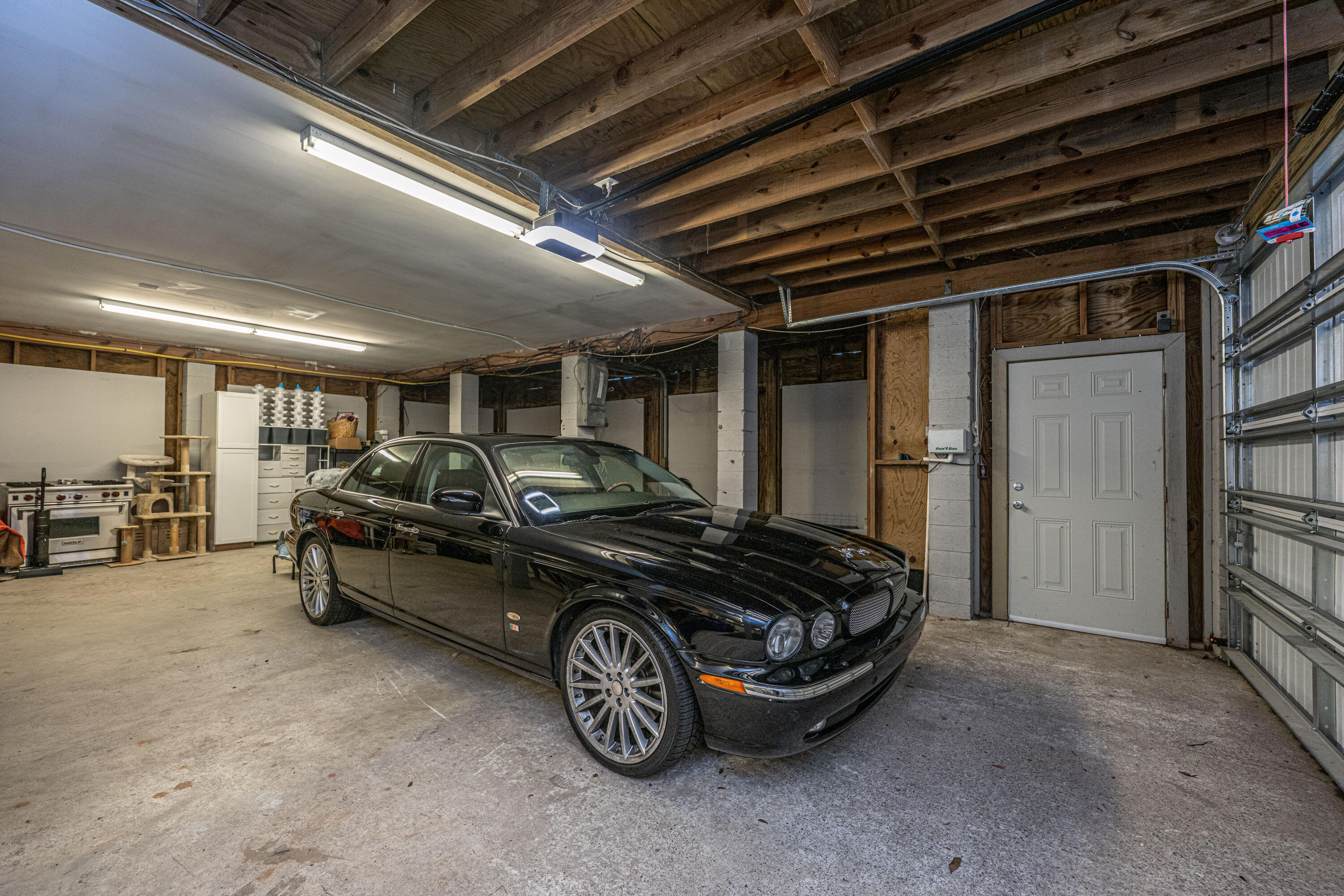 1520 Regimental Lane