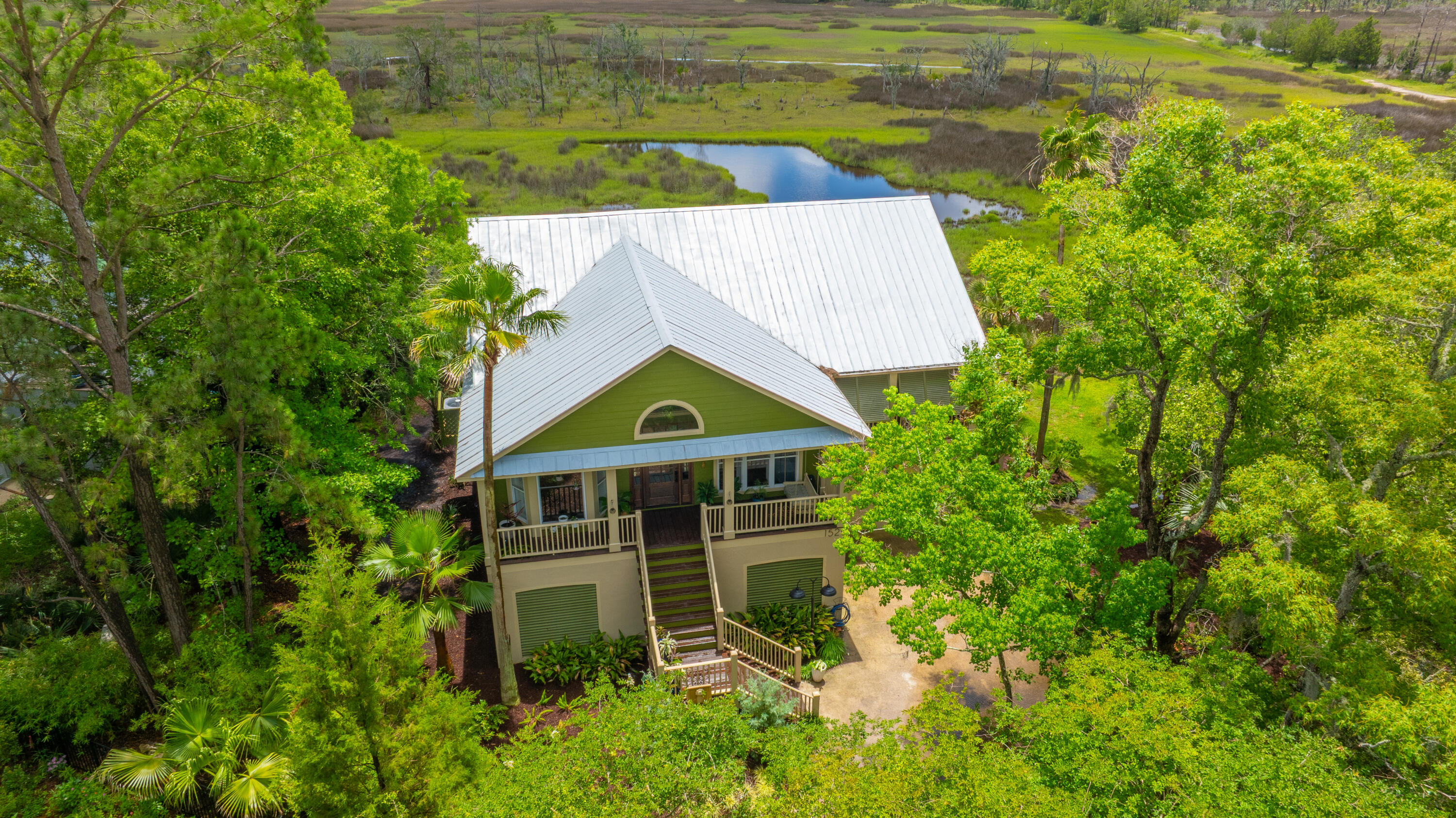 1520 Regimental Lane