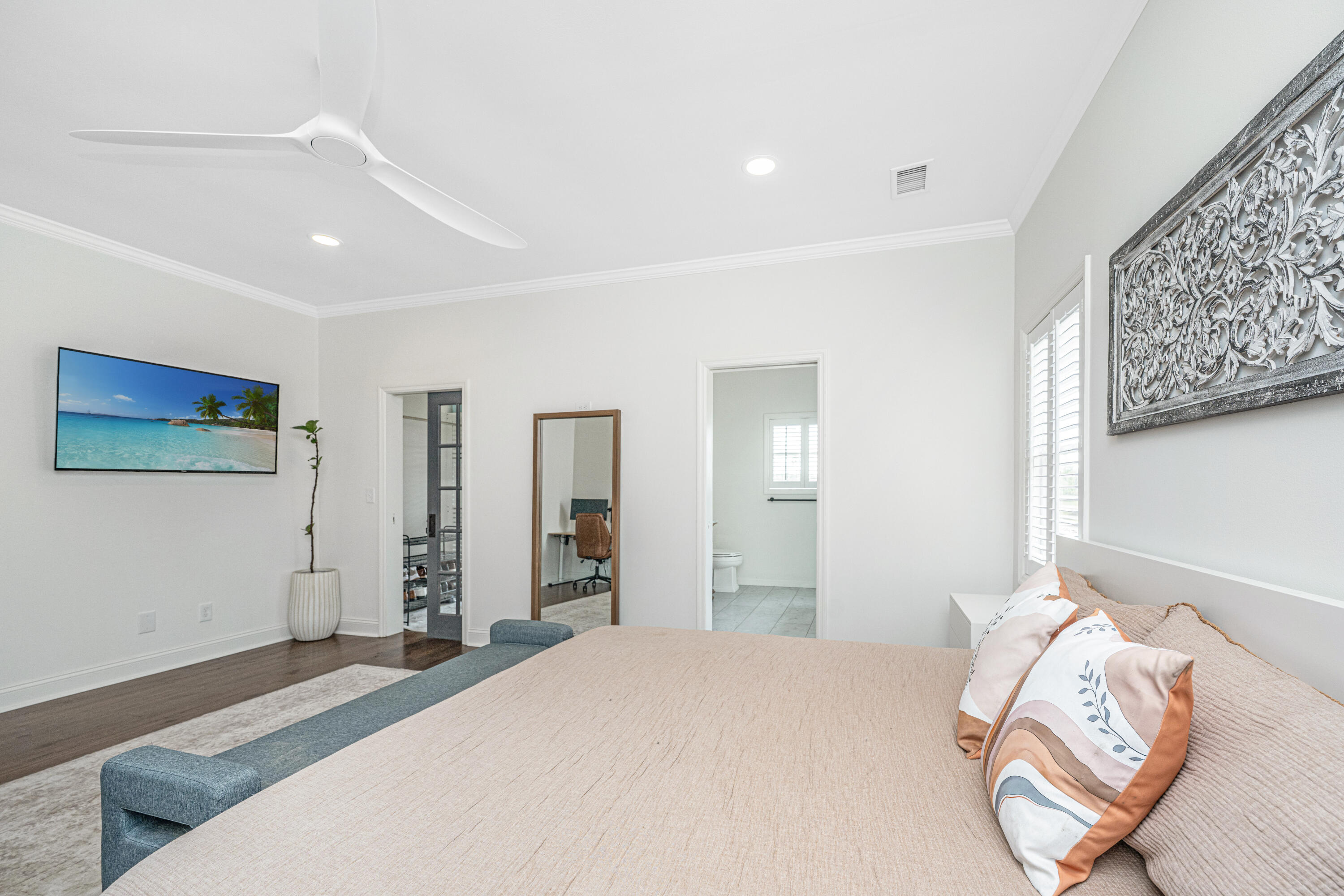 1520 Regimental Lane