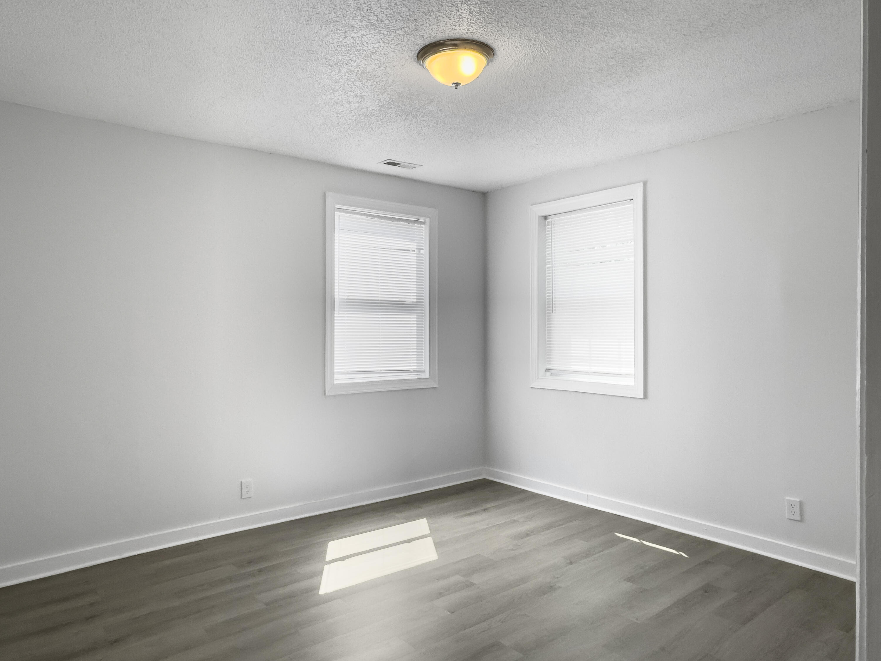 2174 Eleanor Drive Unit: A&B