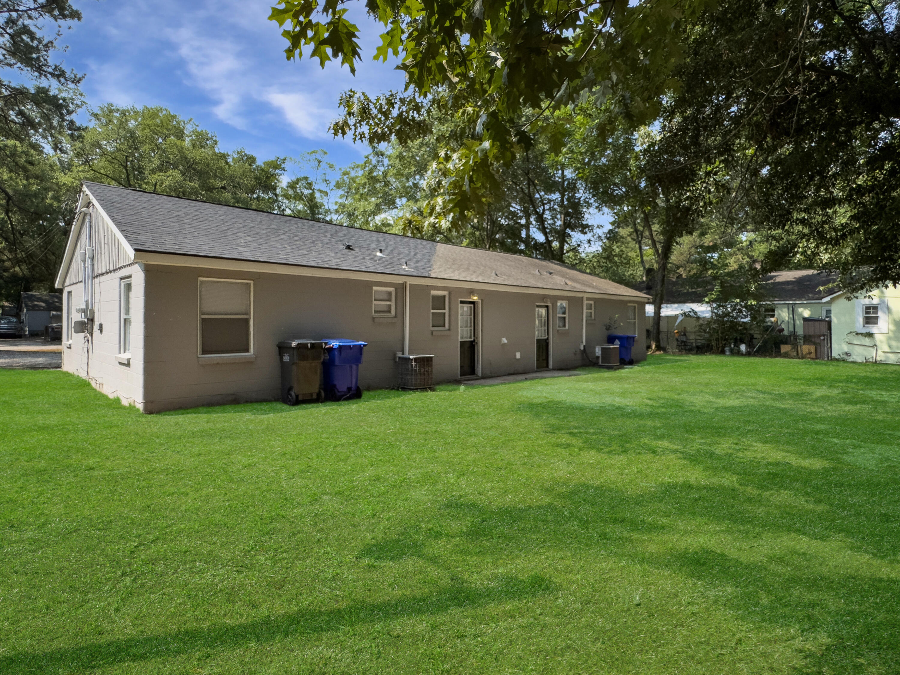 2174 Eleanor Drive Unit: A&B