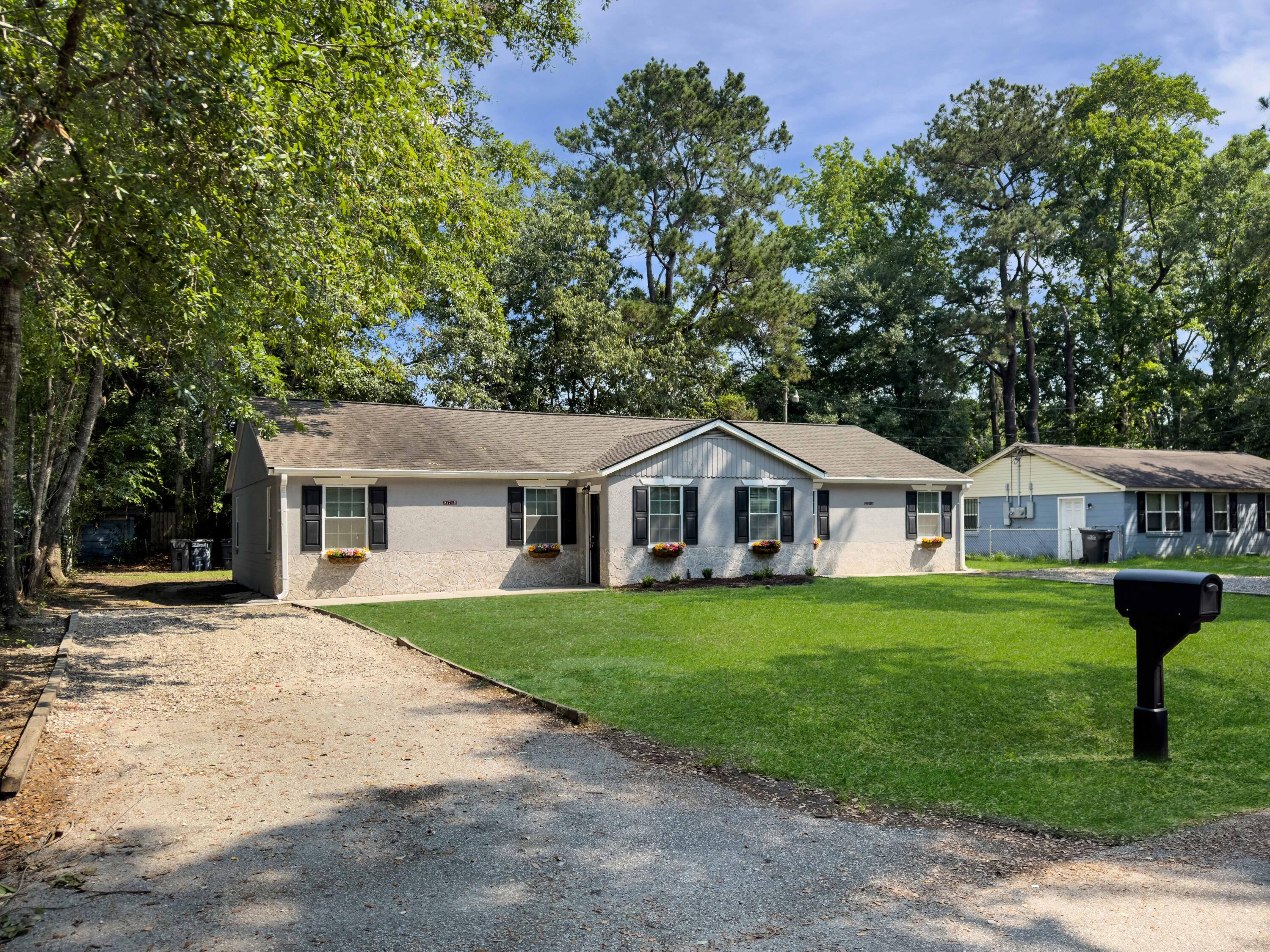 2174 Eleanor Drive Unit: A&B