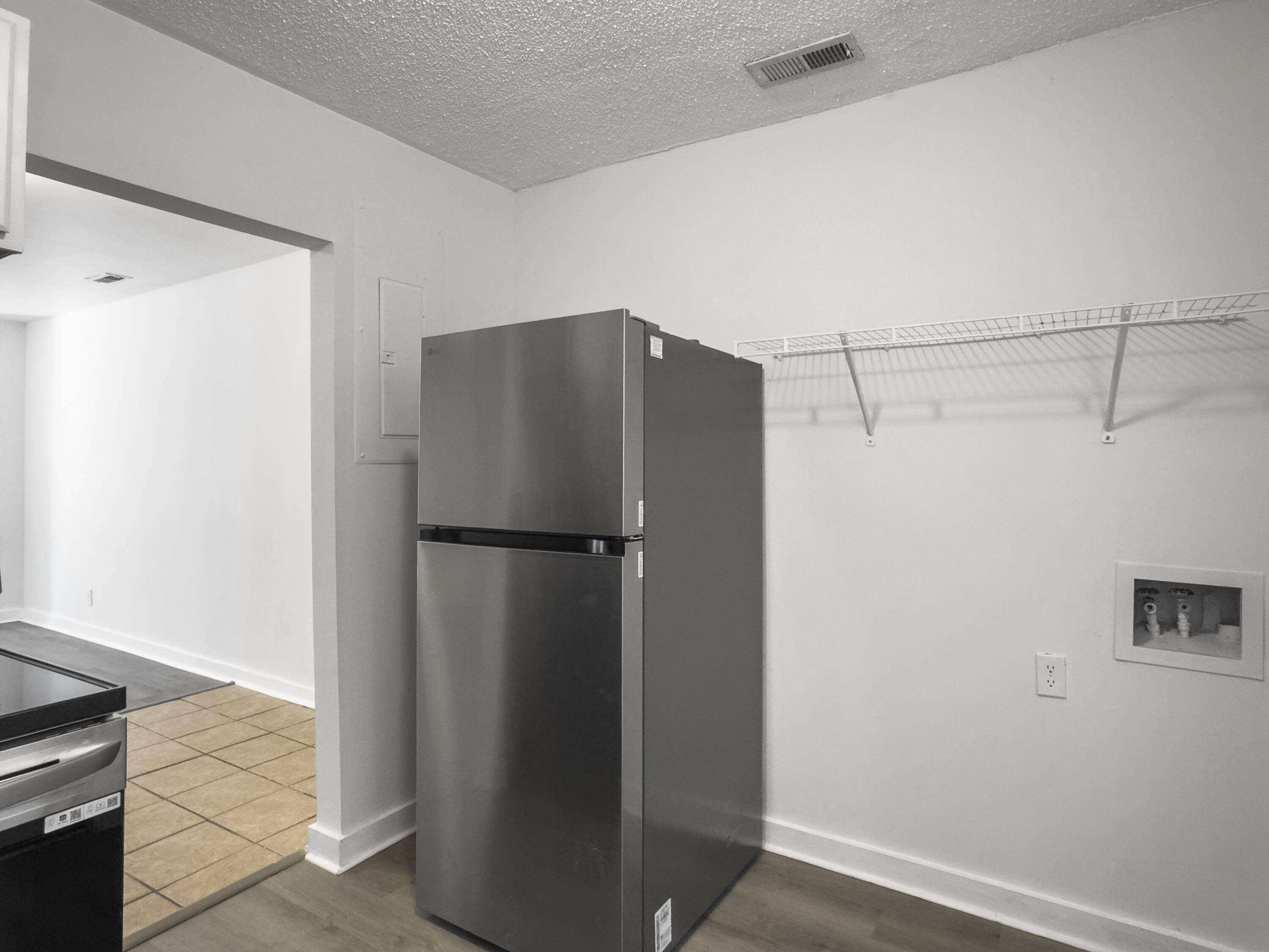 2174 Eleanor Drive Unit: A&B