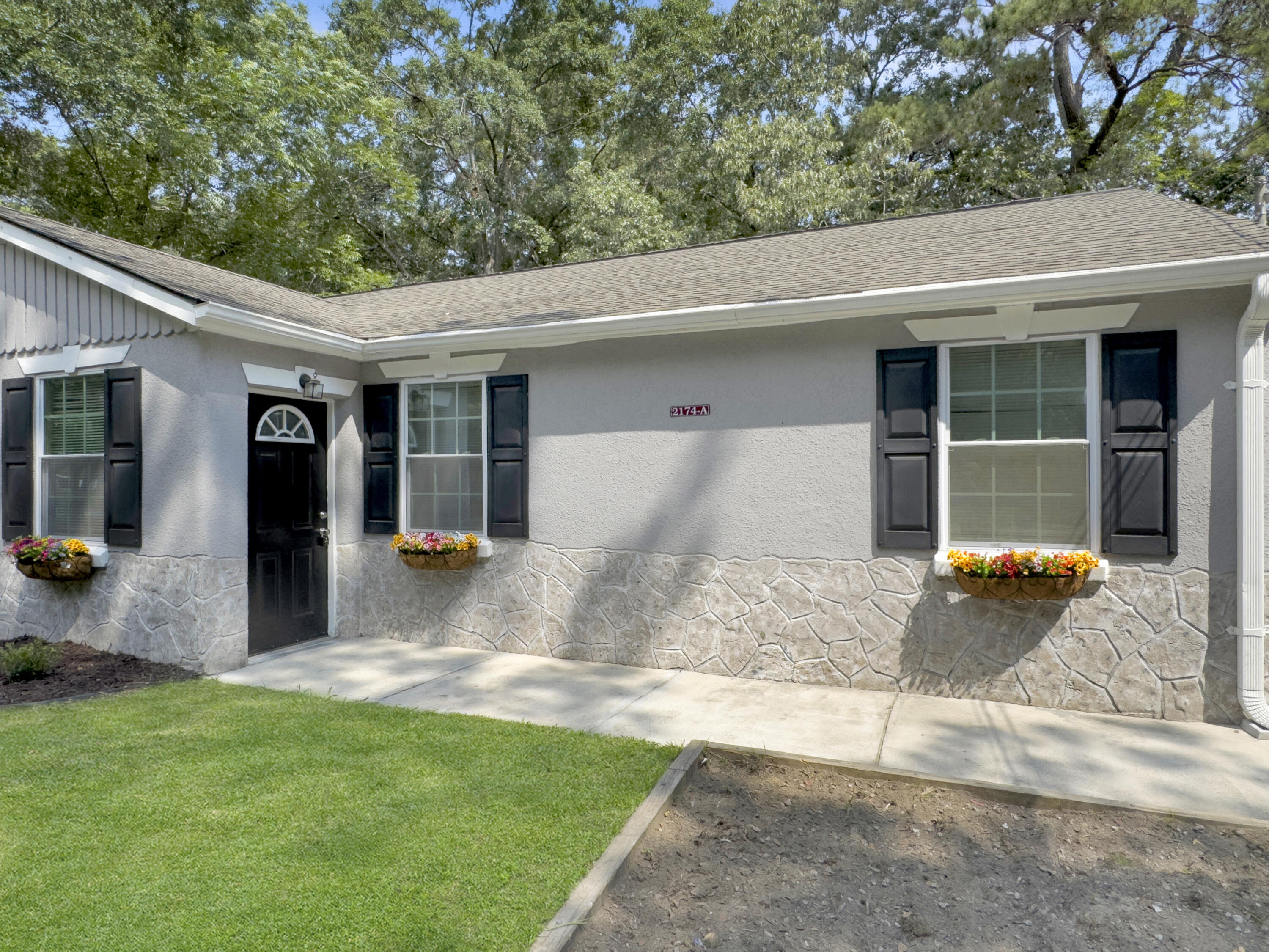 2174 Eleanor Drive Unit: A&B