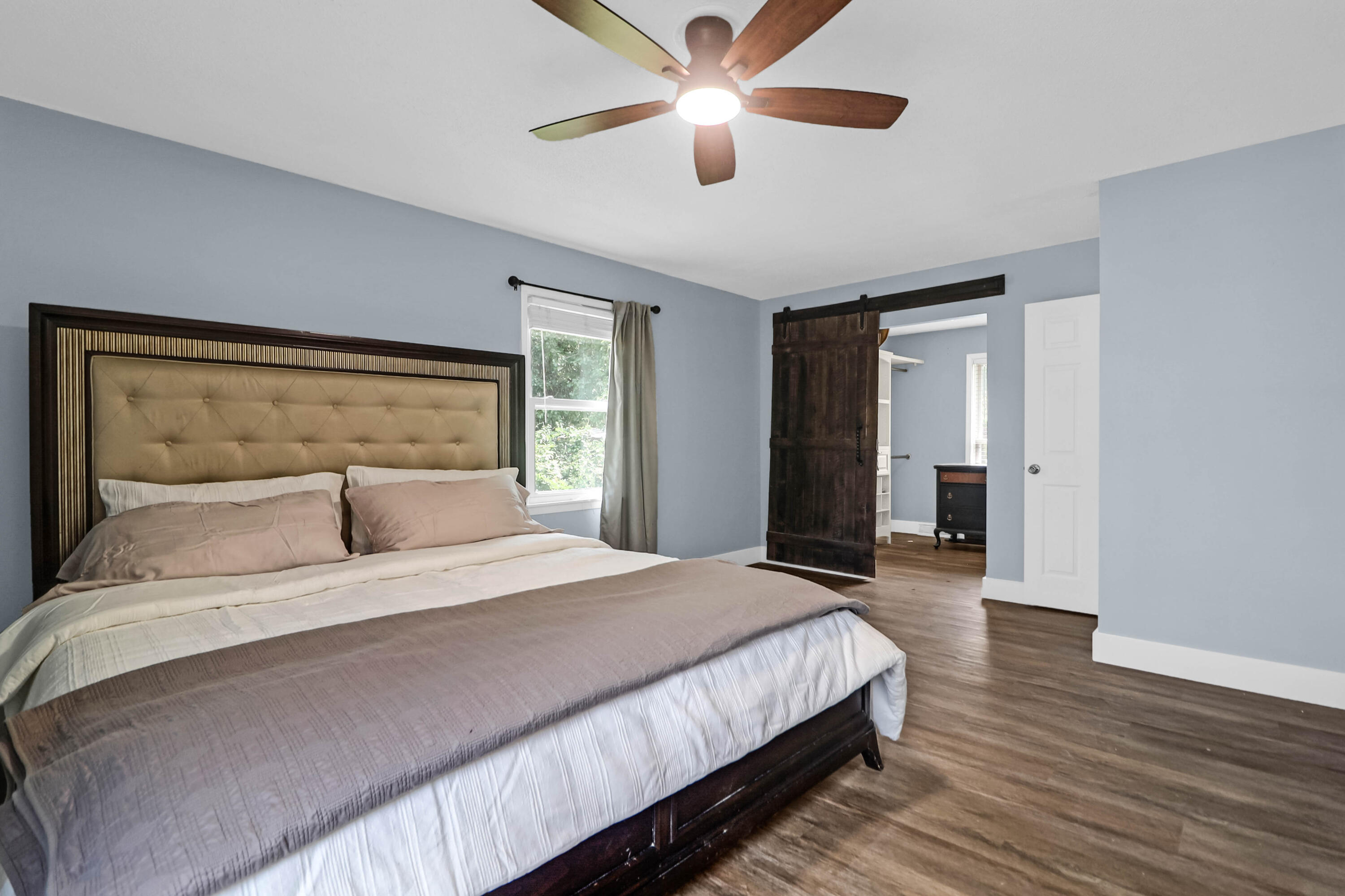 1468 N Relyea Avenue