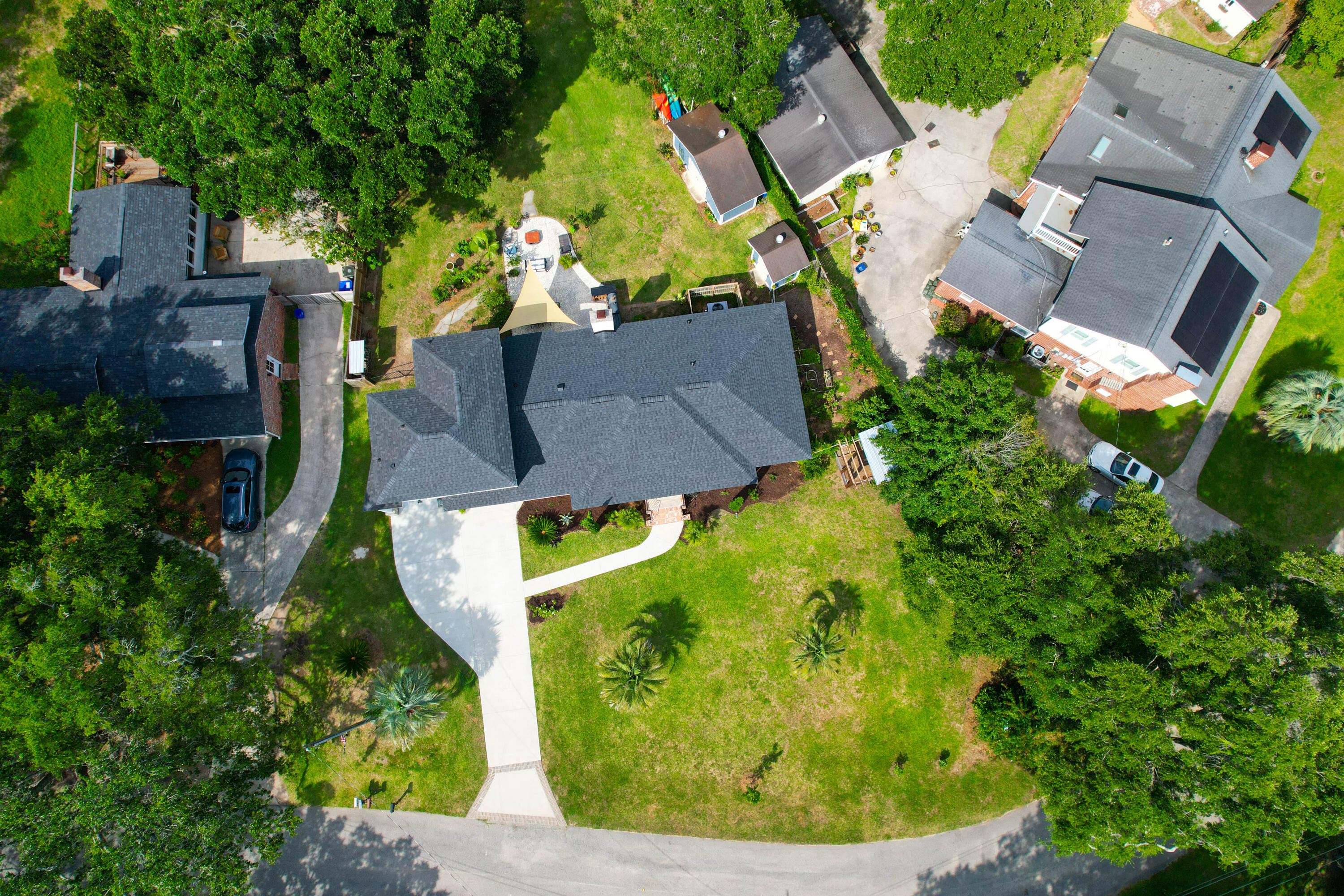 1468 N Relyea Avenue