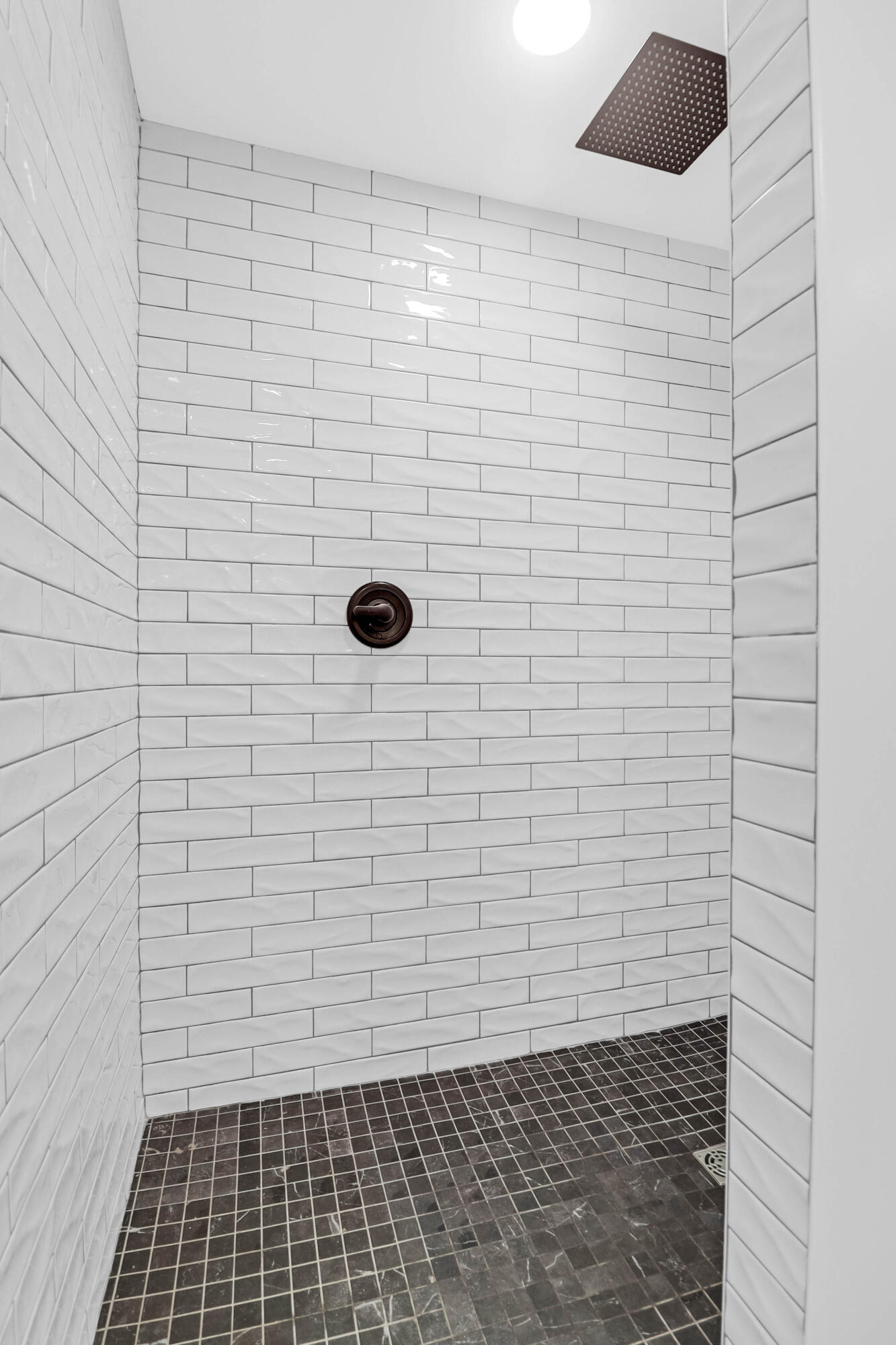 1468 N Relyea Avenue