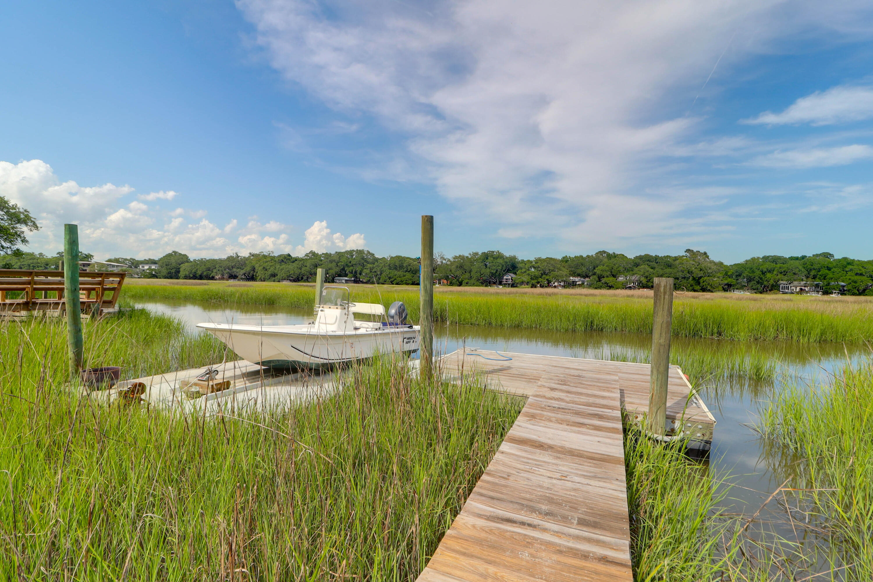 1468 N Relyea Avenue