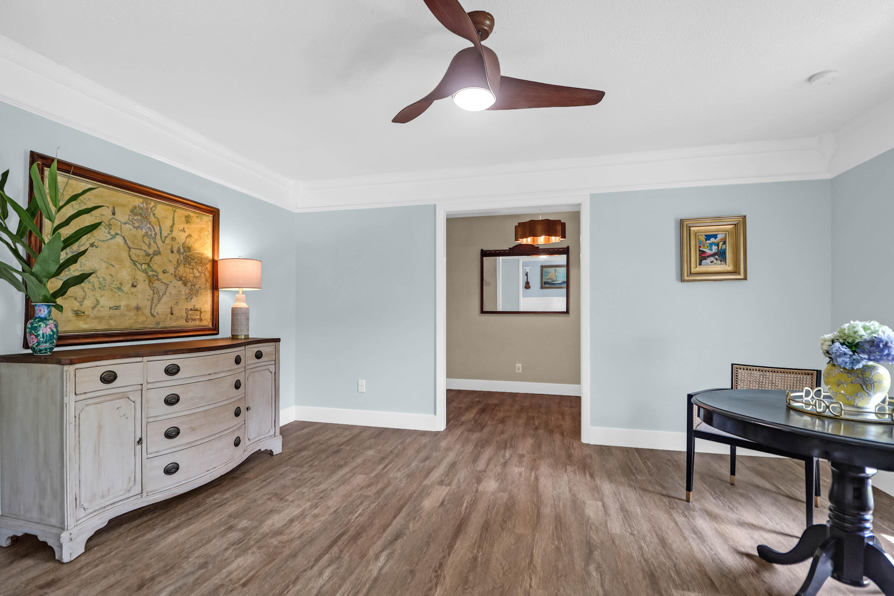 1468 N Relyea Avenue