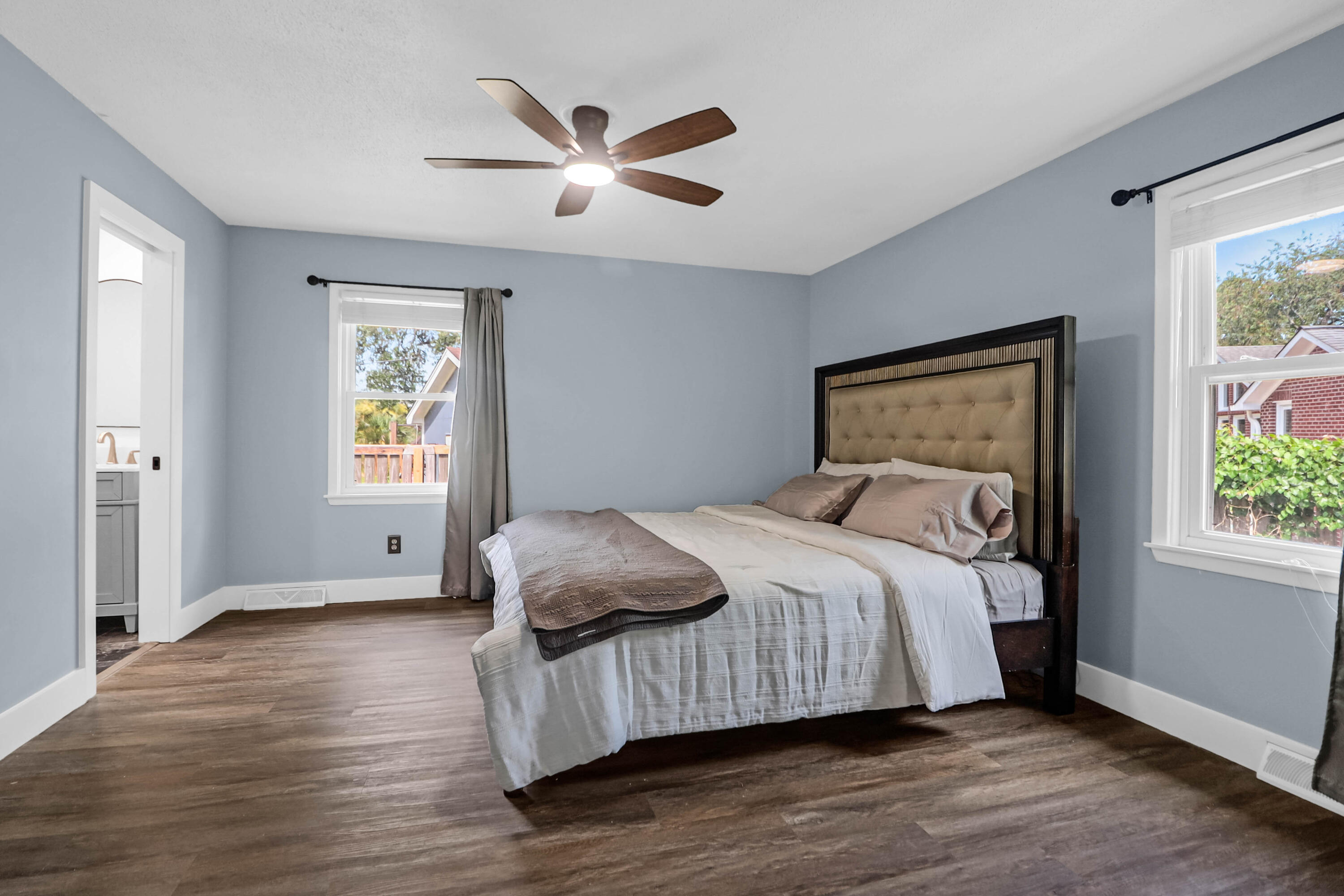 1468 N Relyea Avenue