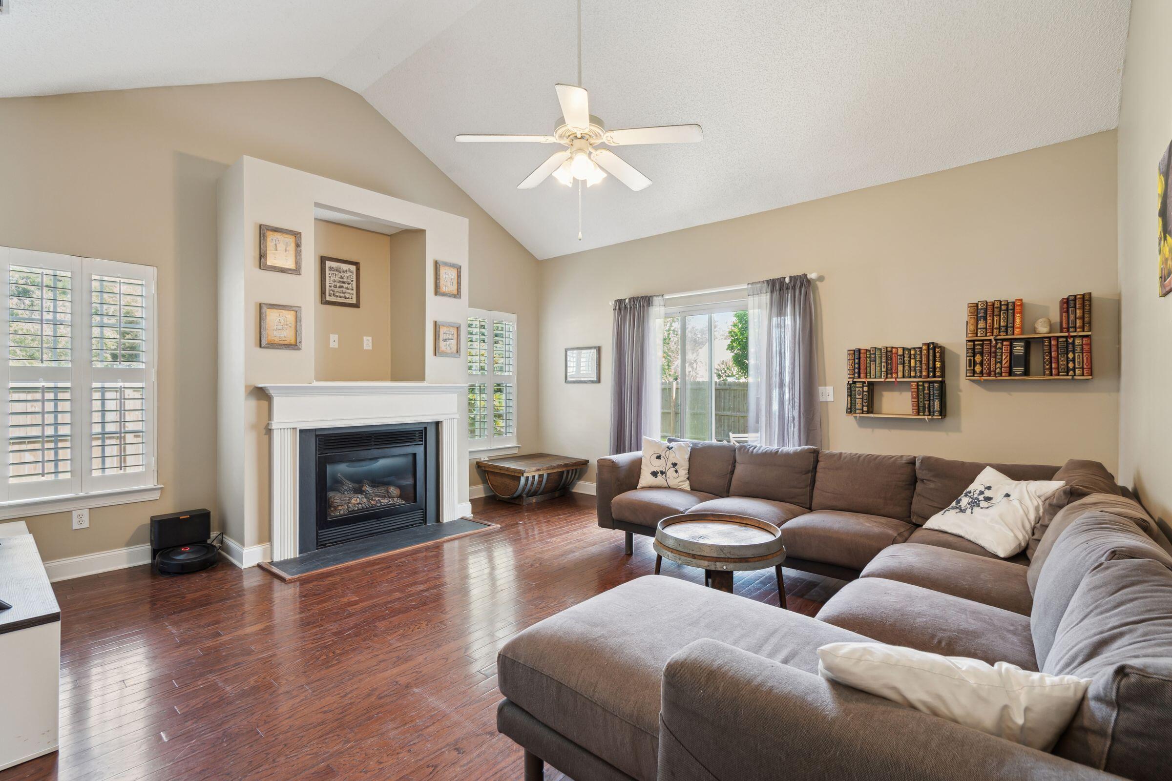 518 Cecilia Cove Drive