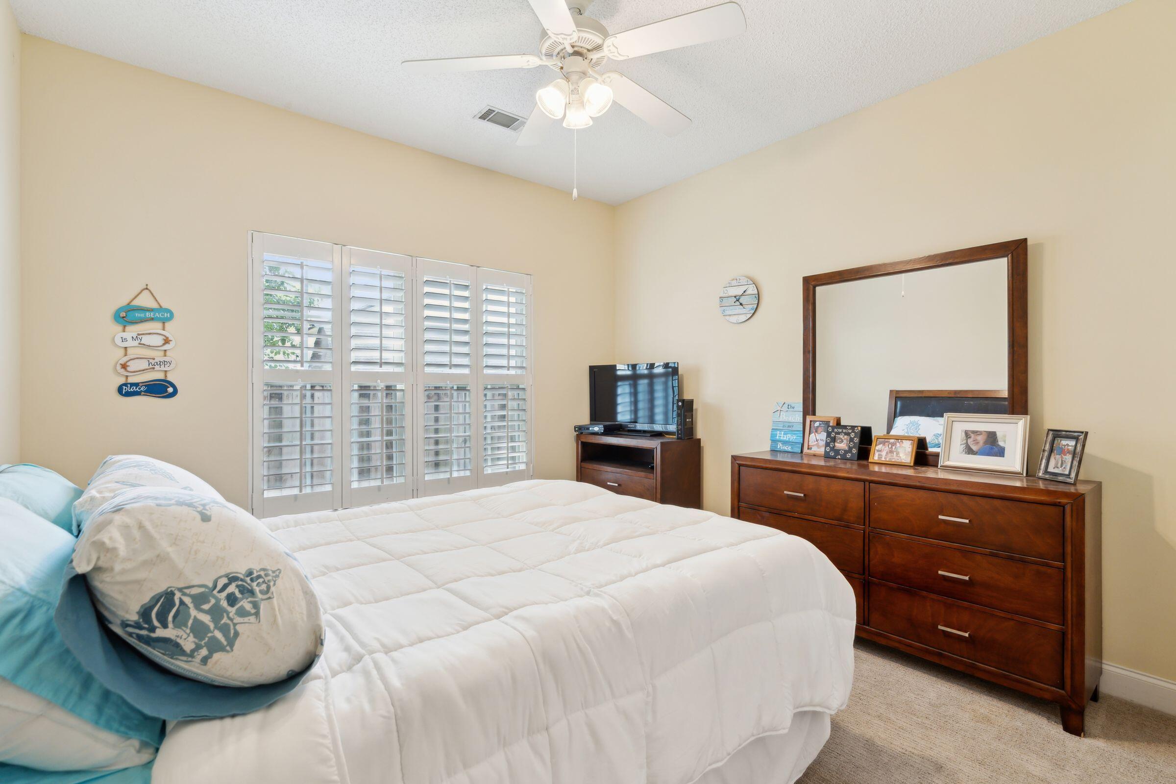 518 Cecilia Cove Drive