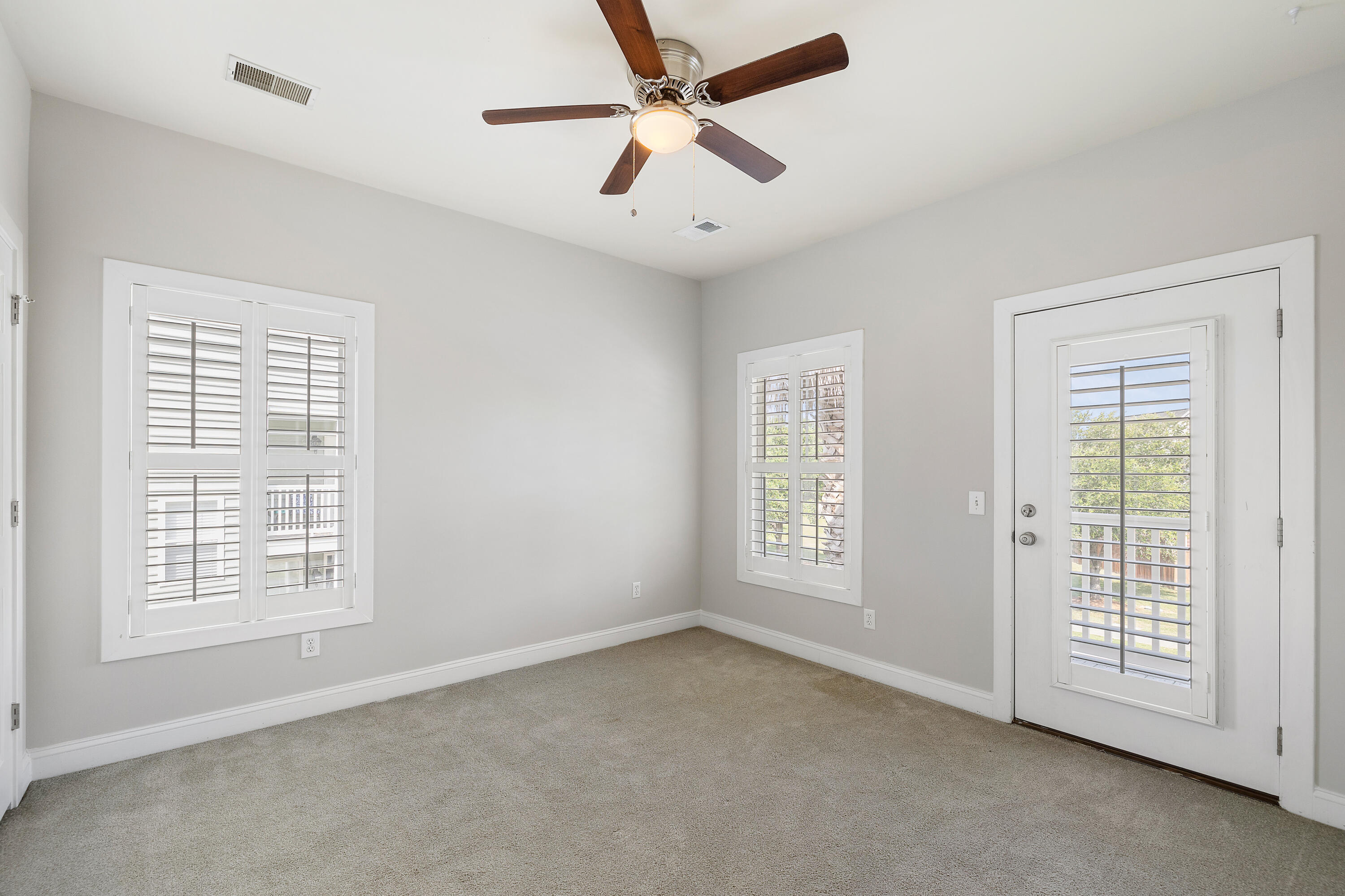 123 Gaslight Boulevard