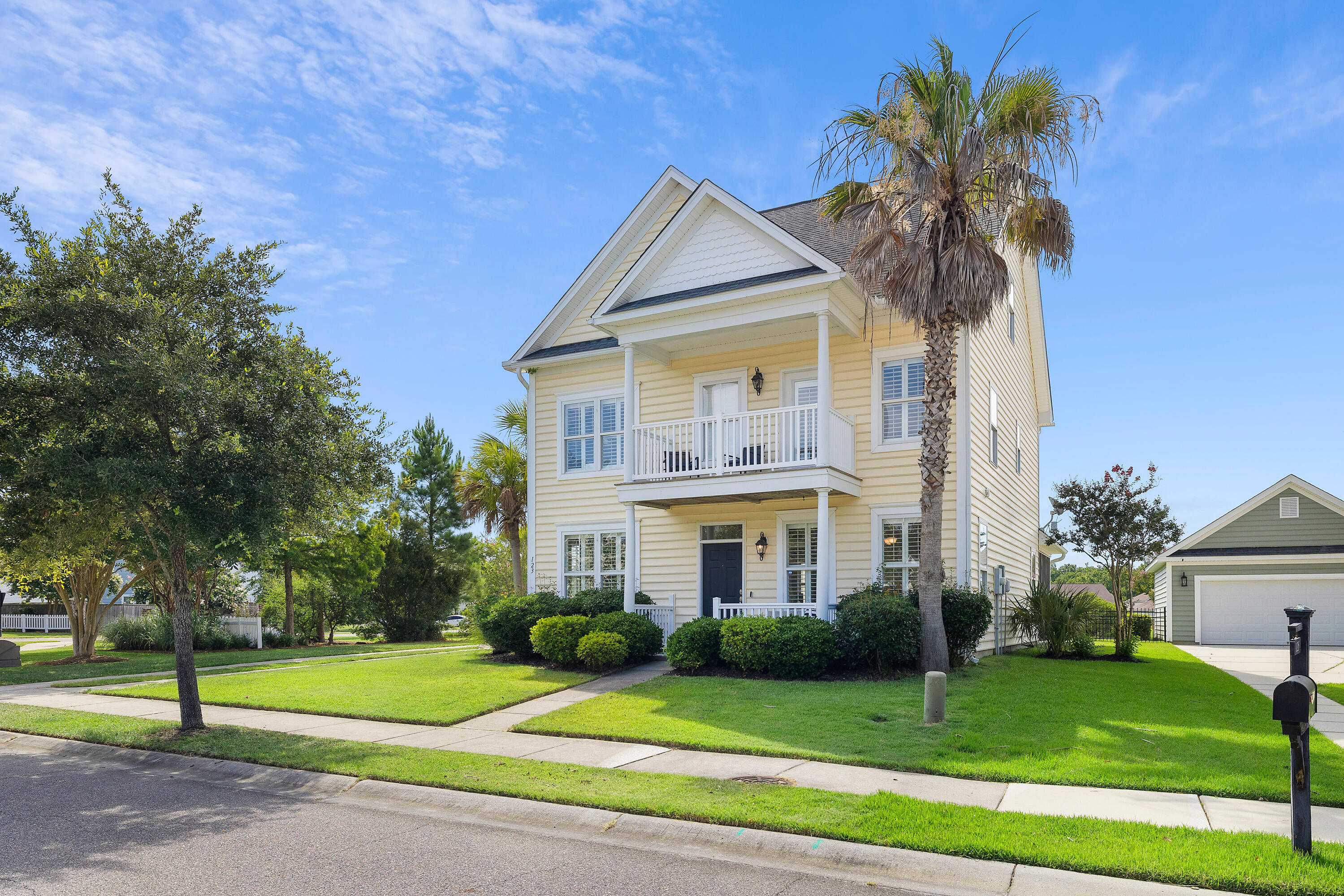 123 Gaslight Boulevard