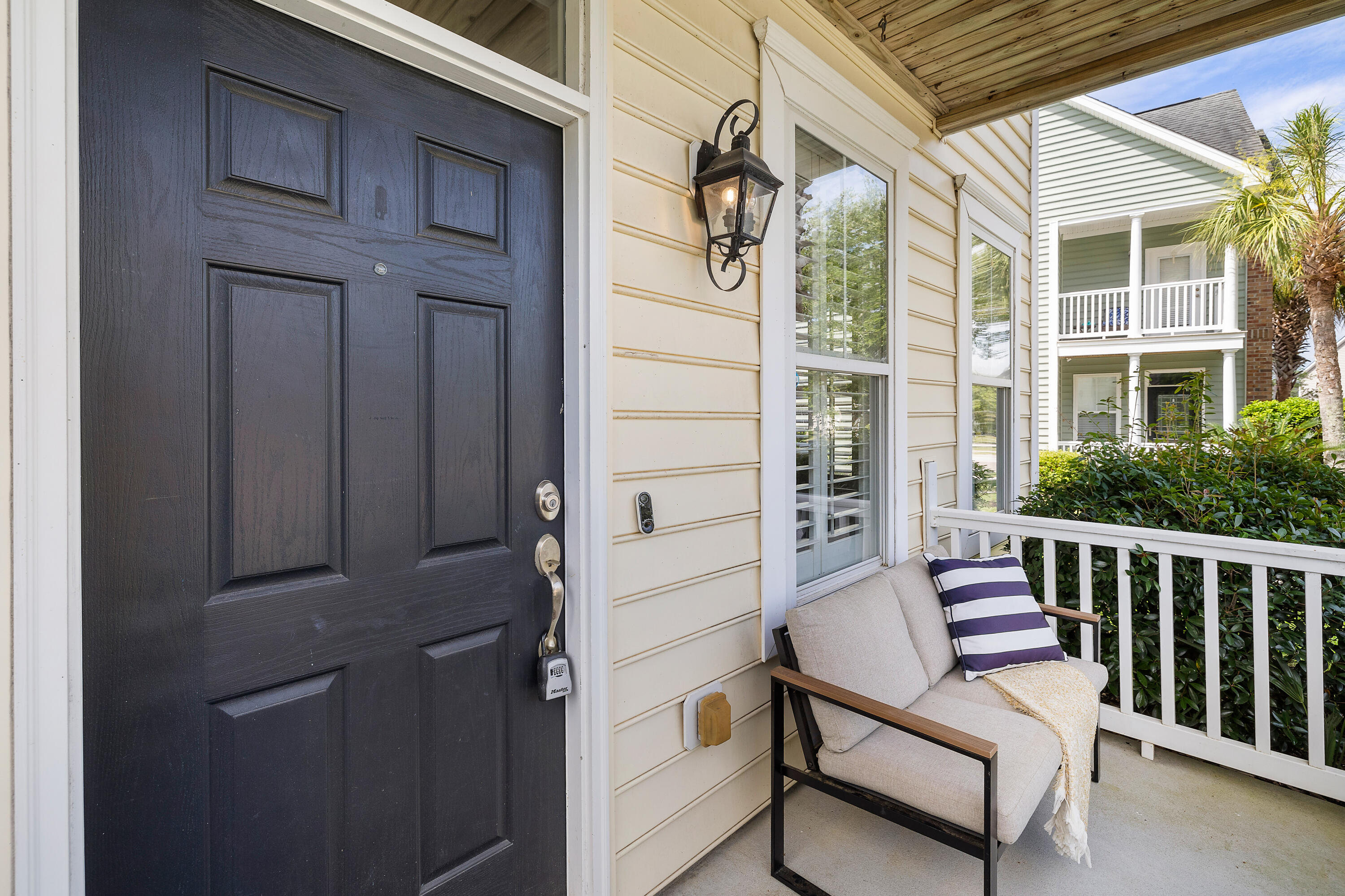 123 Gaslight Boulevard