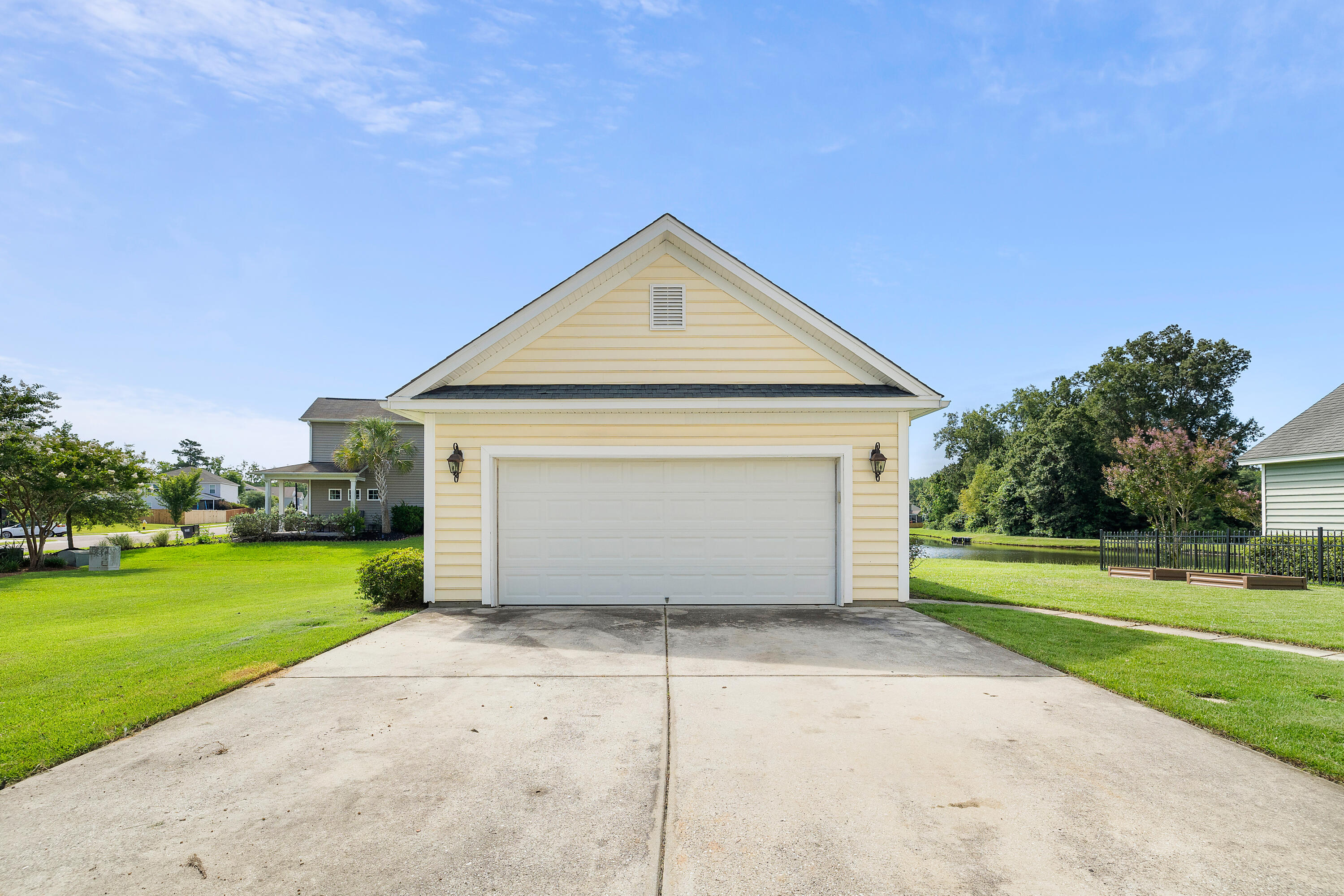 123 Gaslight Boulevard