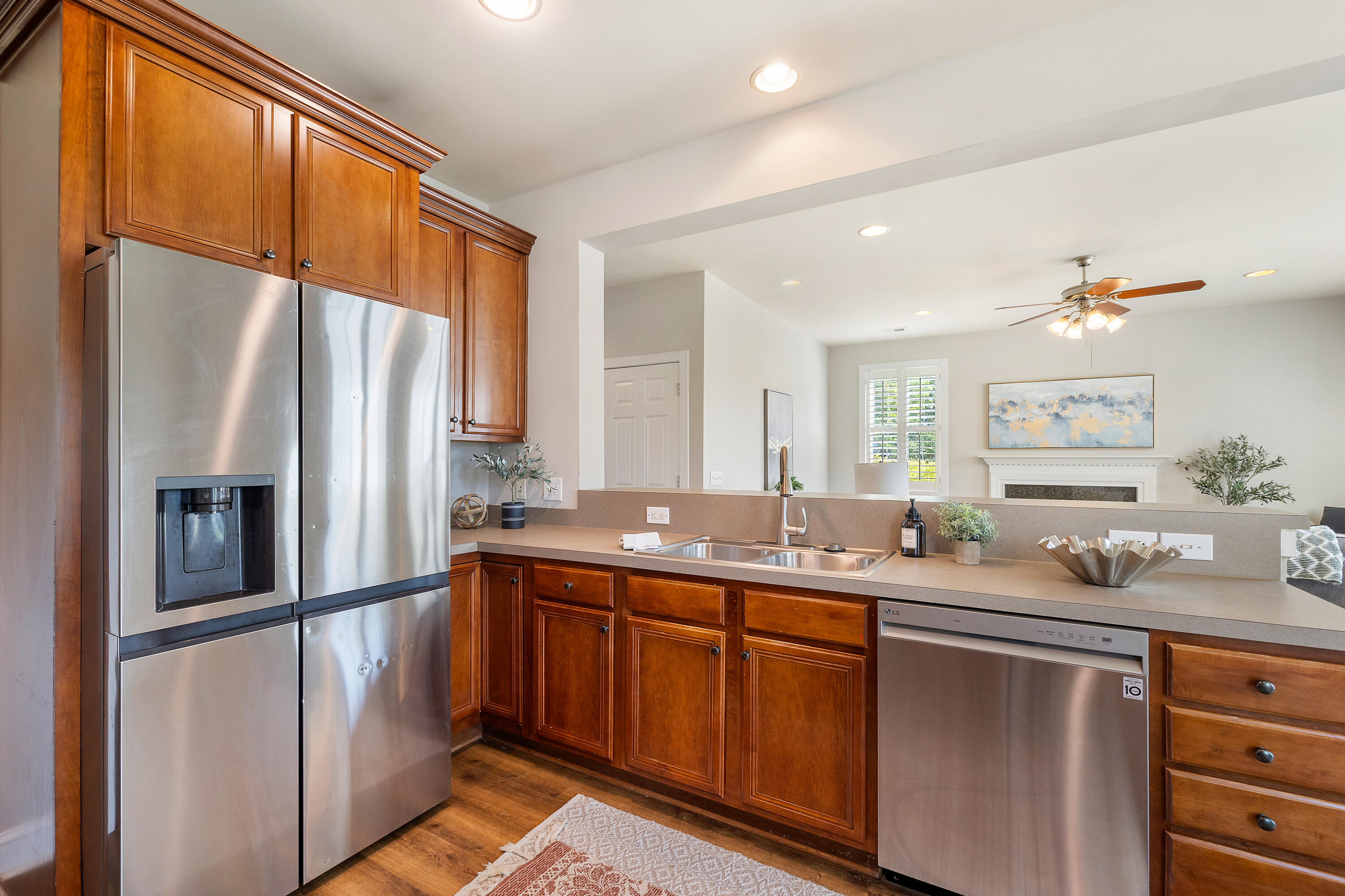 123 Gaslight Boulevard