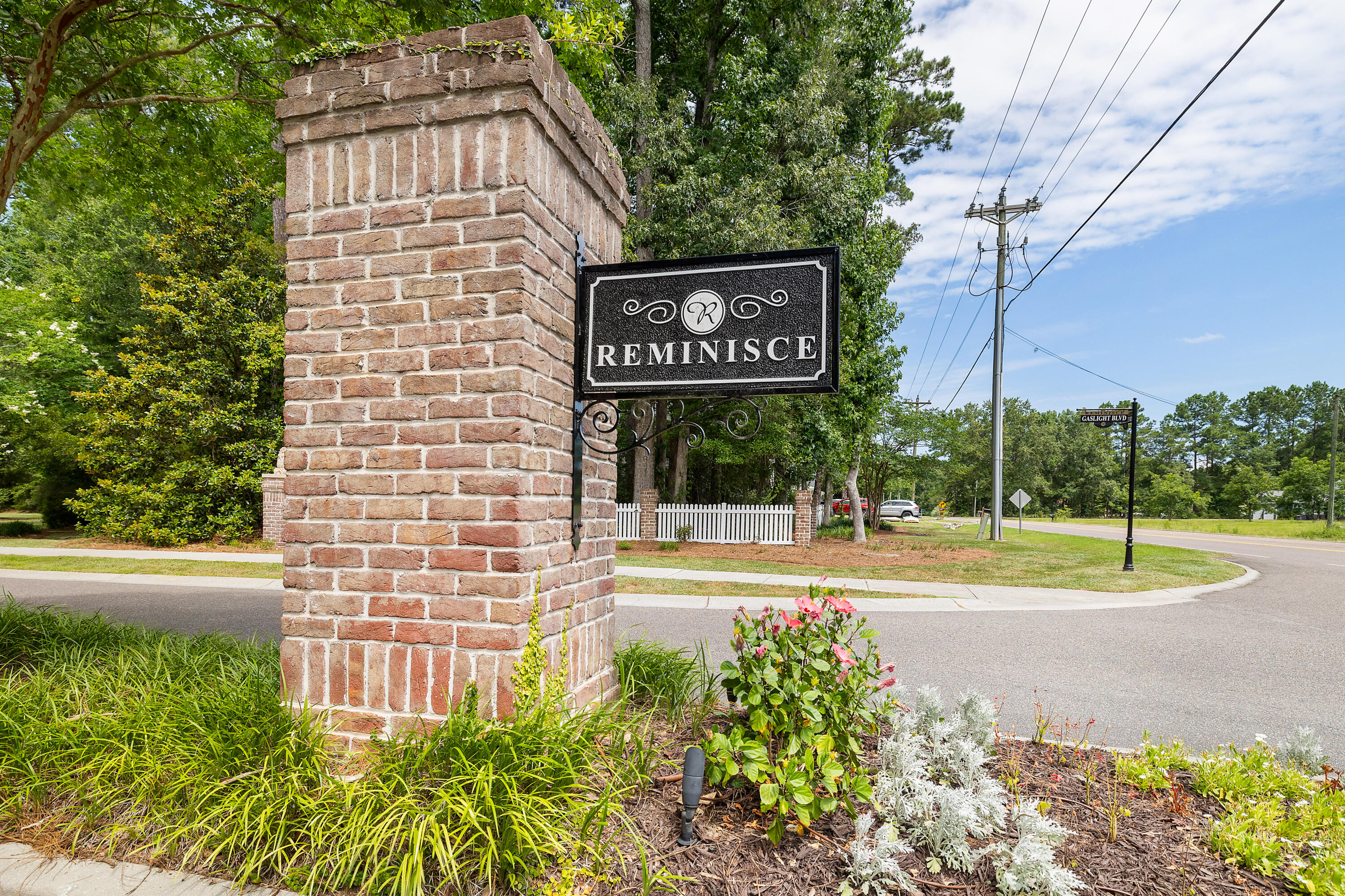 123 Gaslight Boulevard