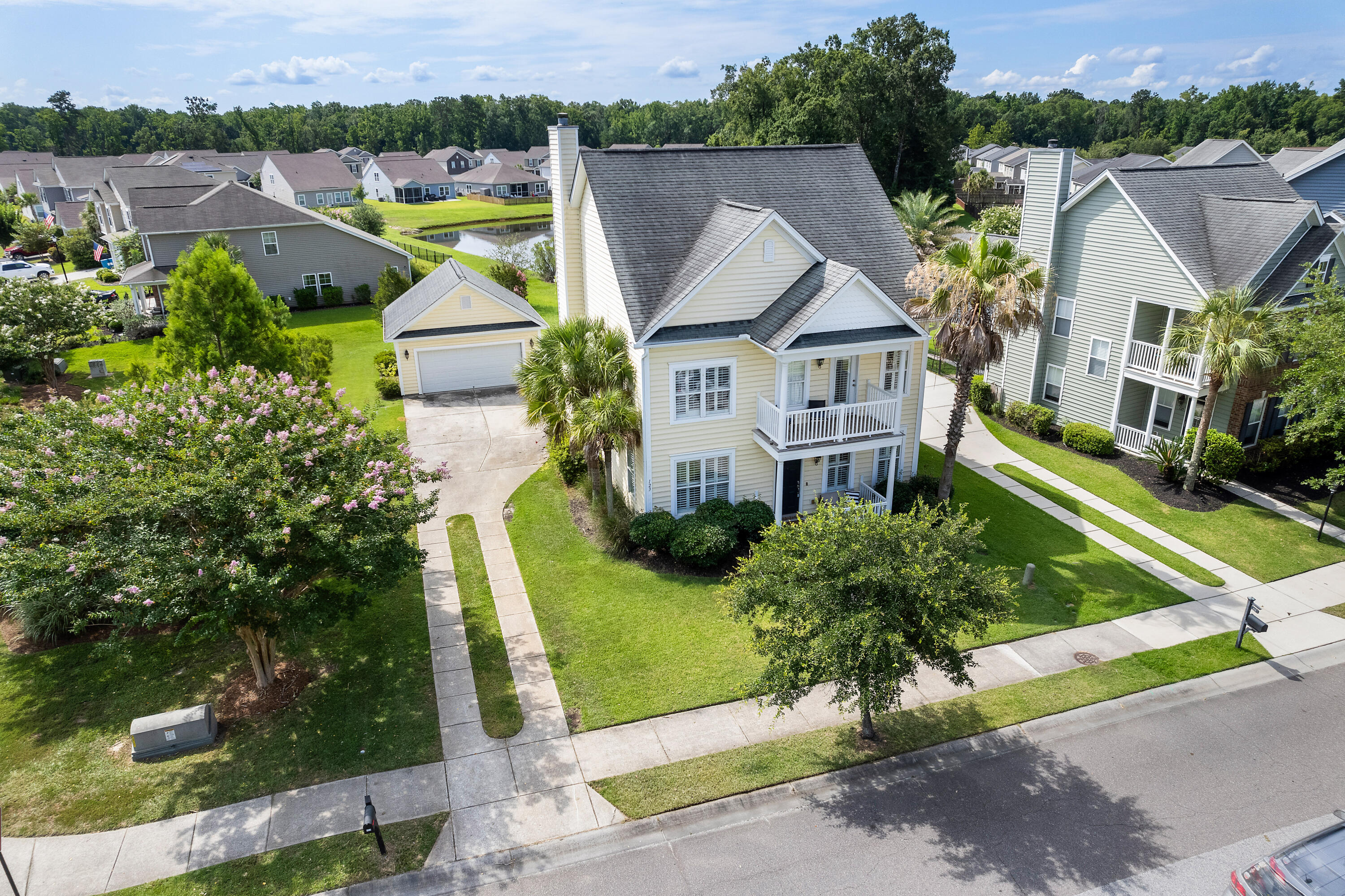 123 Gaslight Boulevard