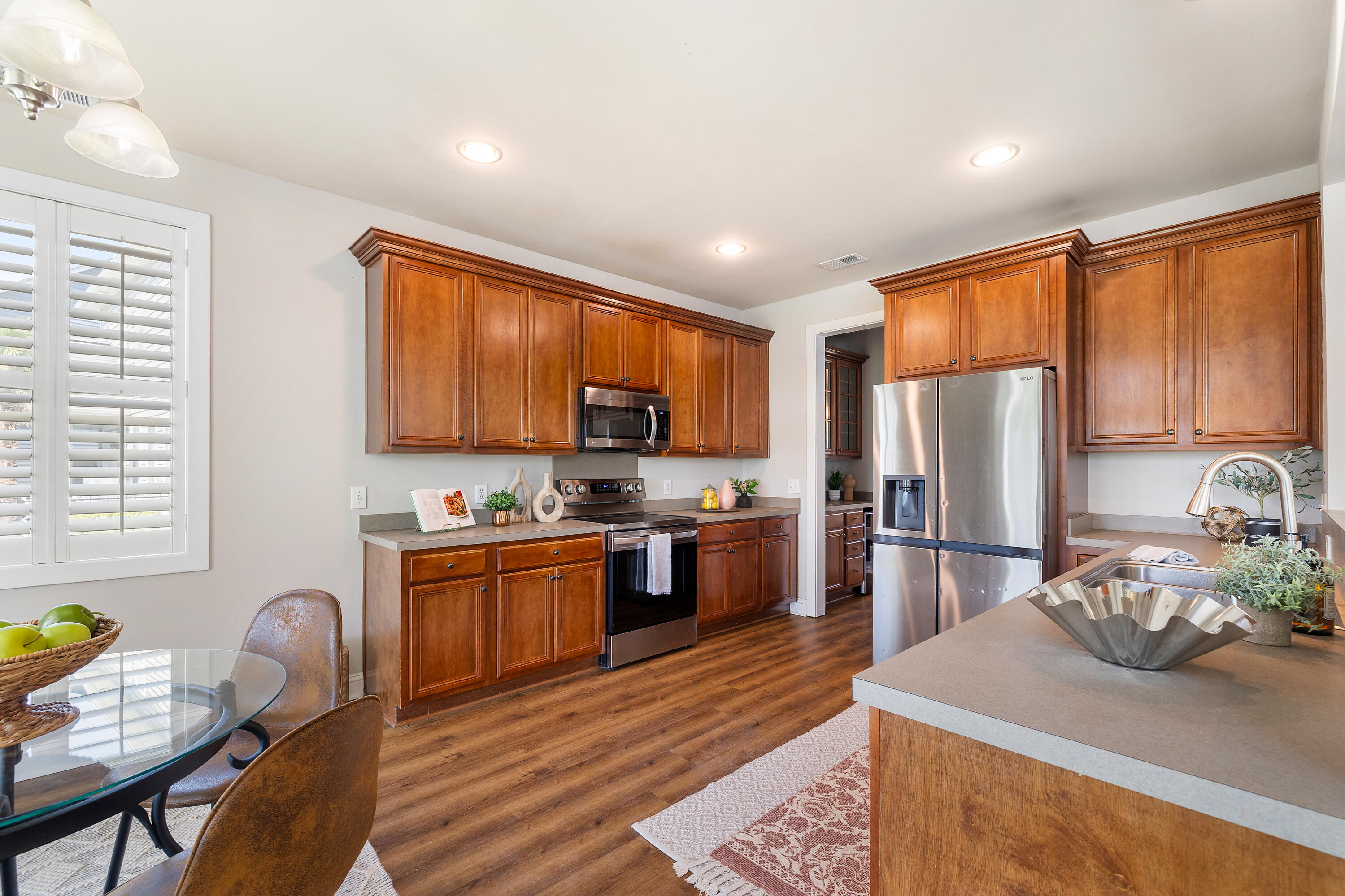 123 Gaslight Boulevard