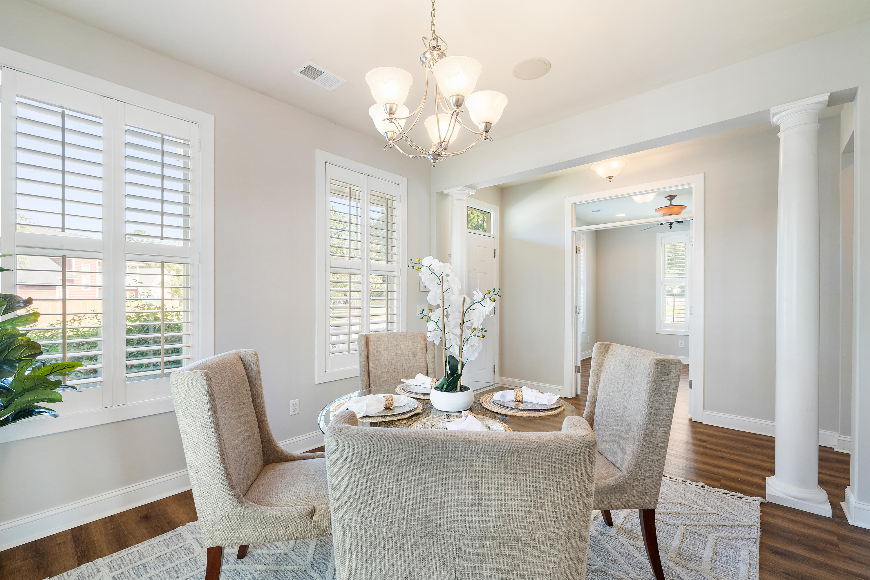 123 Gaslight Boulevard