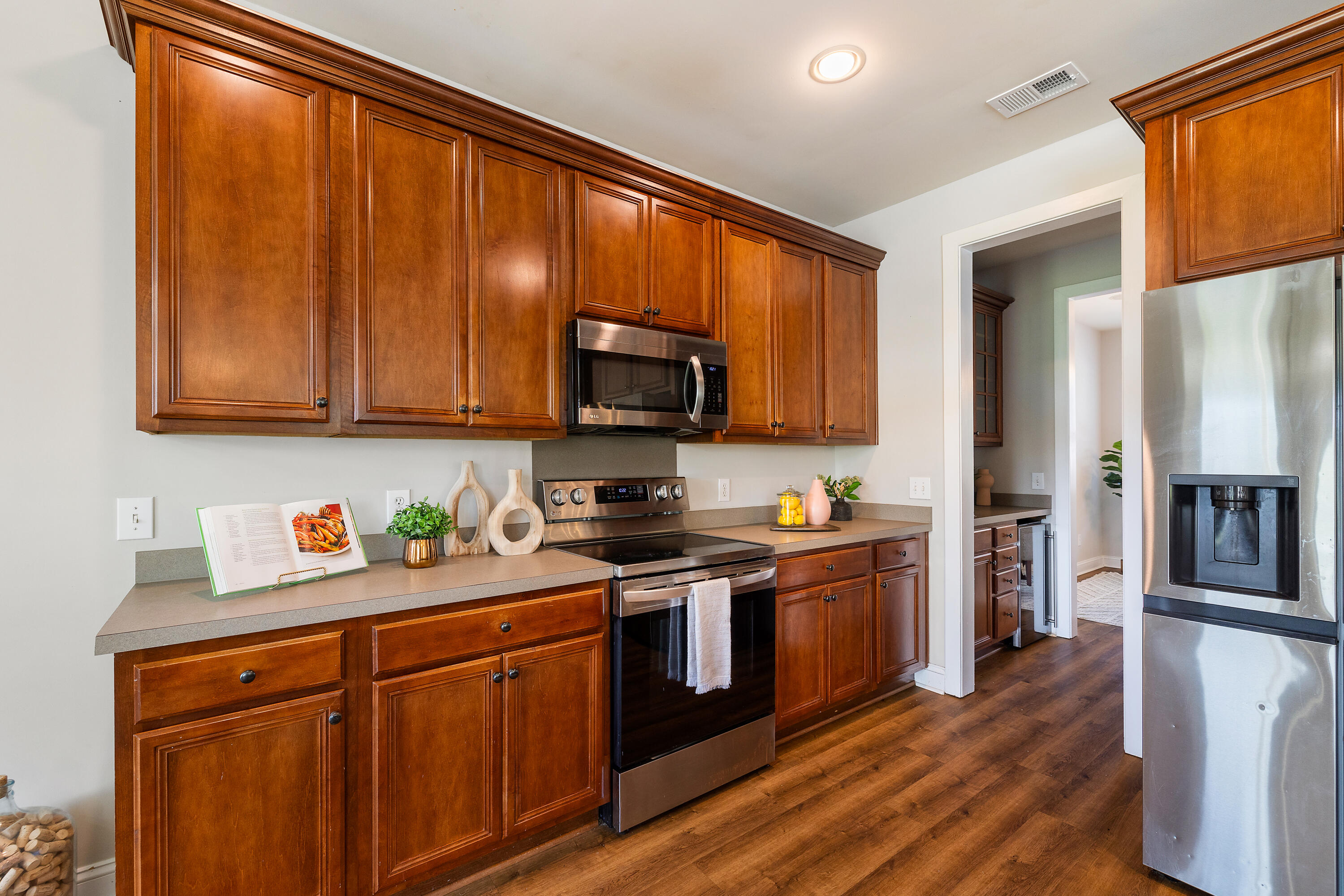 123 Gaslight Boulevard