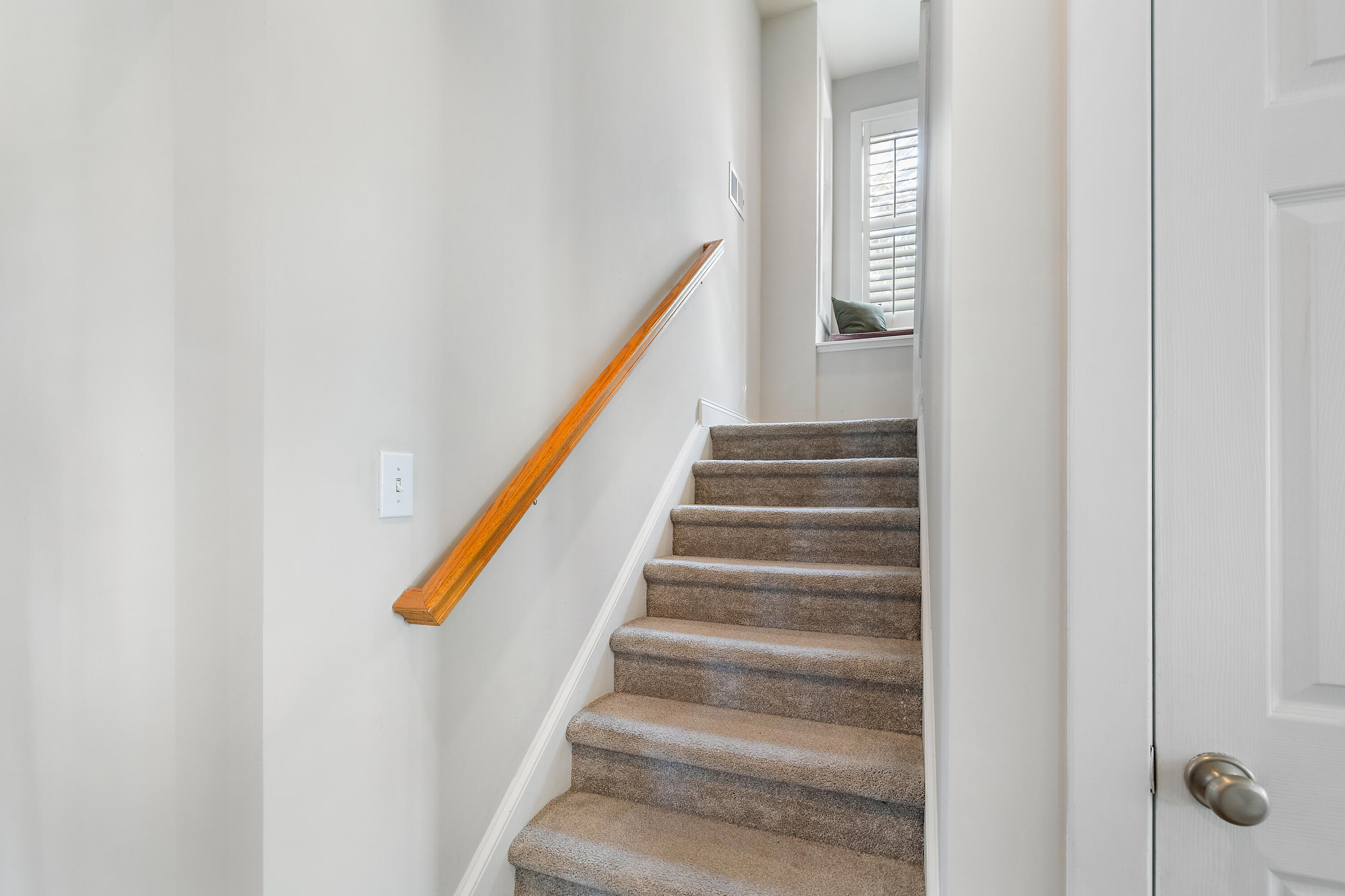 123 Gaslight Boulevard