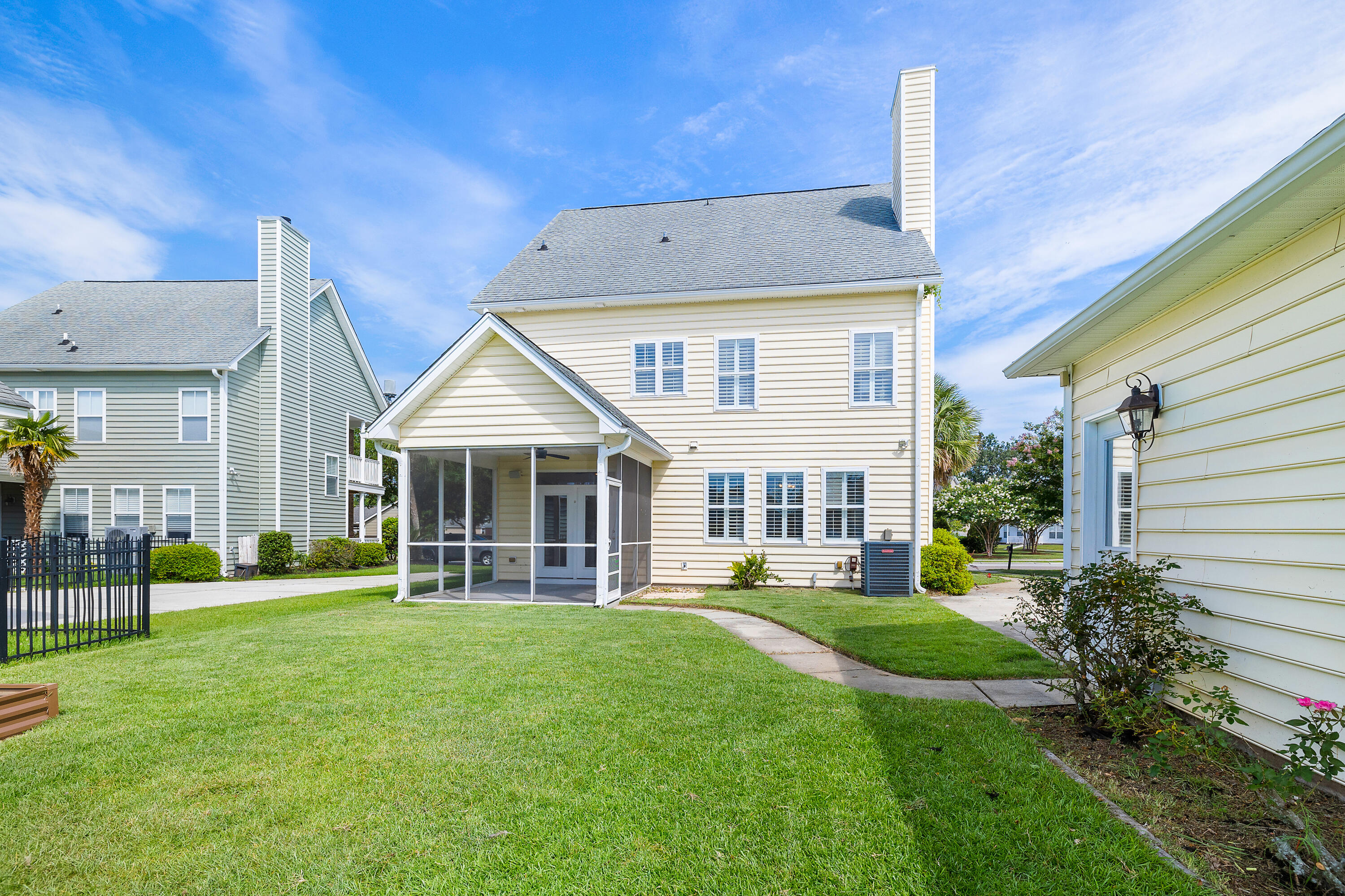 123 Gaslight Boulevard