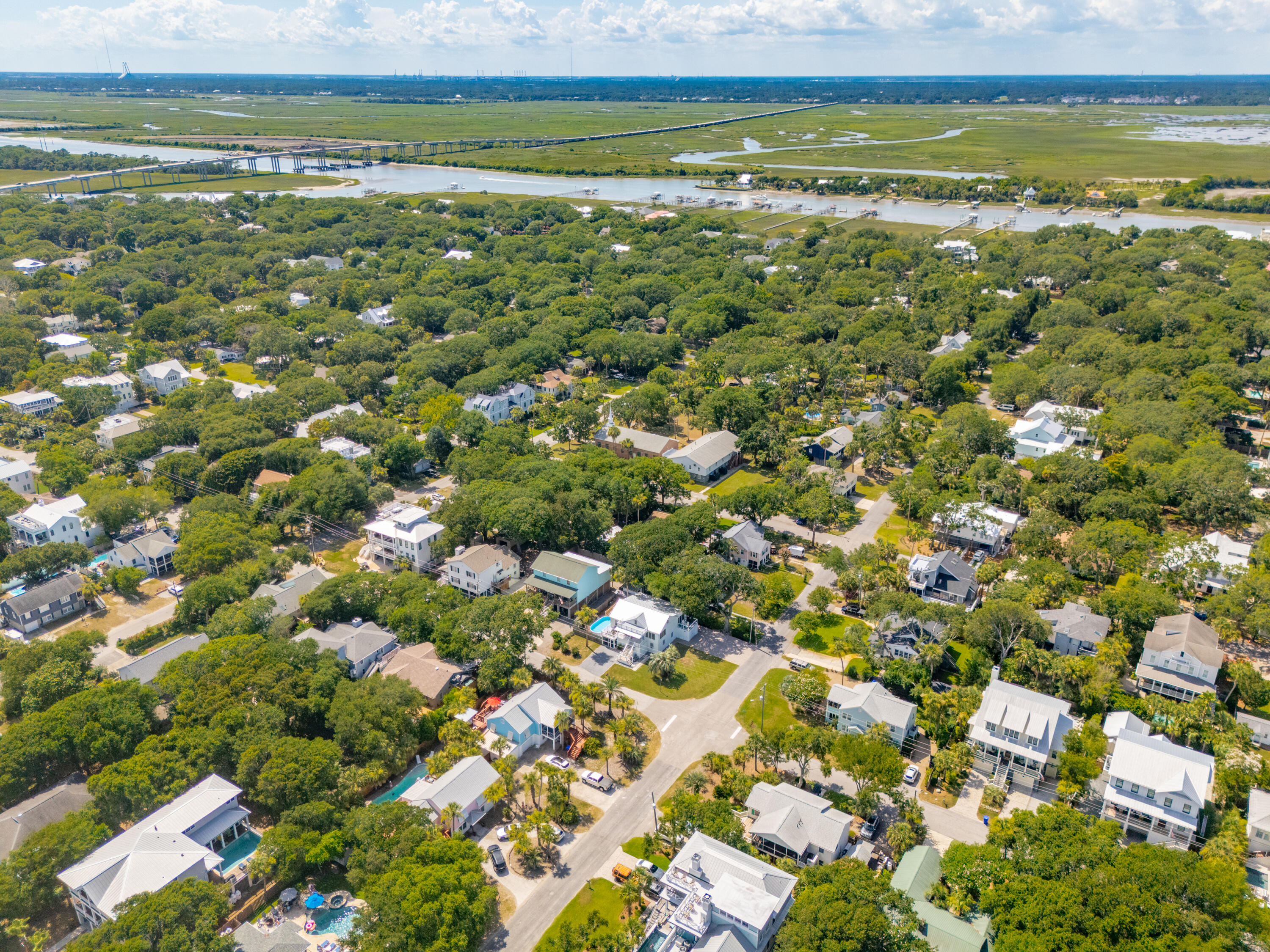 2407 Cameron Boulevard