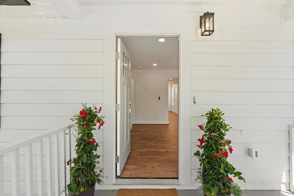 1430 E Montague Avenue