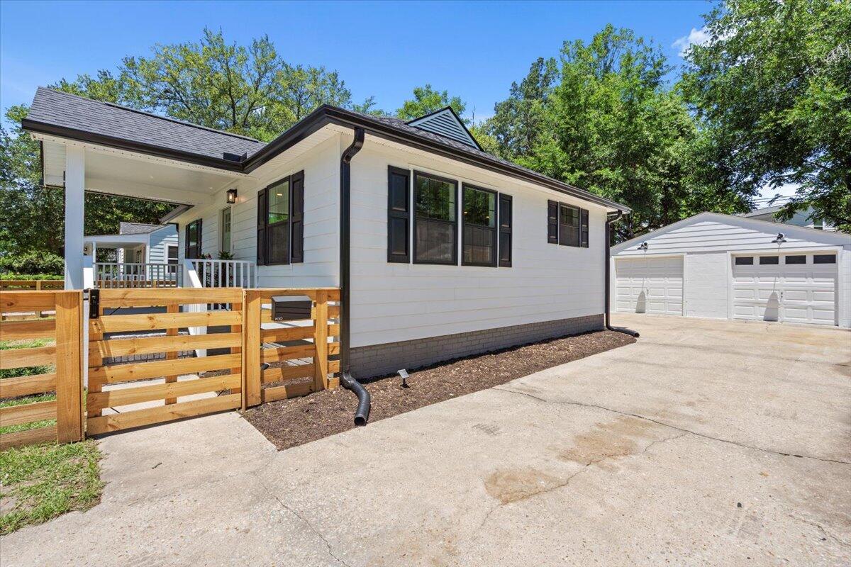 1430 E Montague Avenue