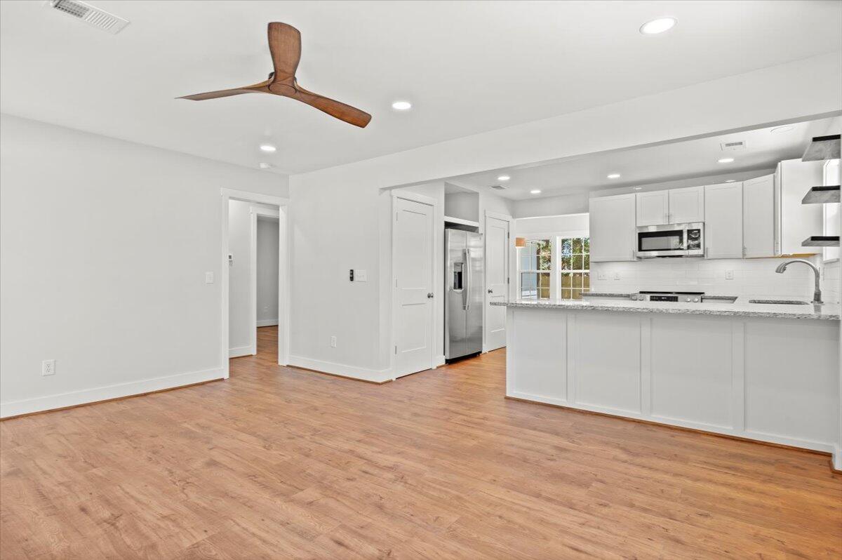 1430 E Montague Avenue