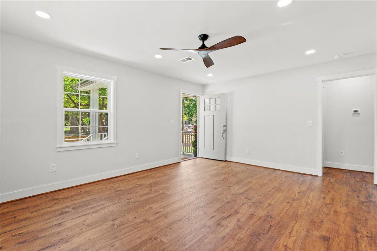 1430 E Montague Avenue