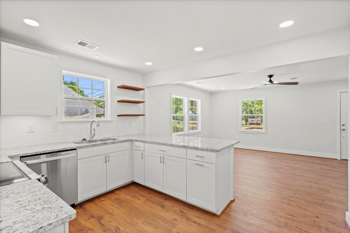 1430 E Montague Avenue