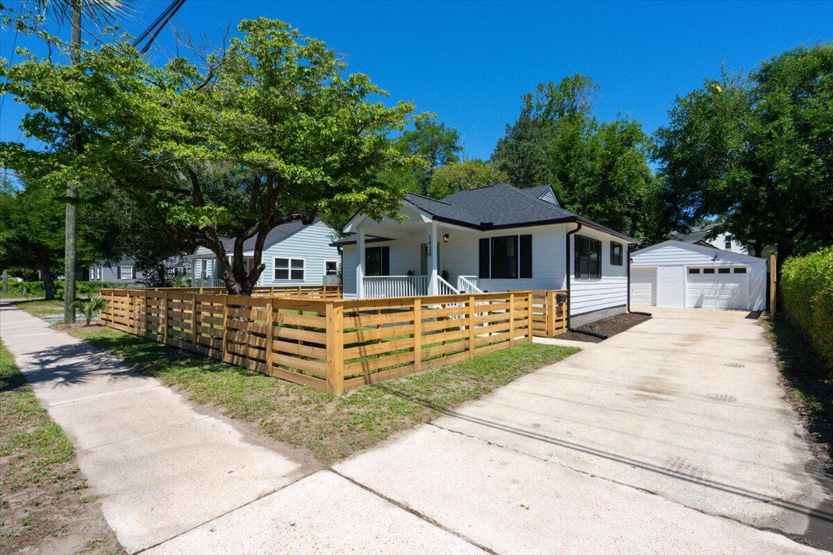 1430 E Montague Avenue