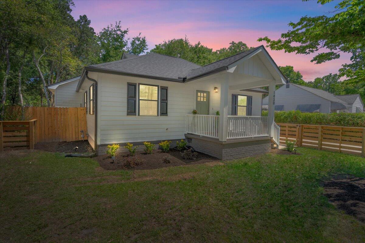 1430 E Montague Avenue