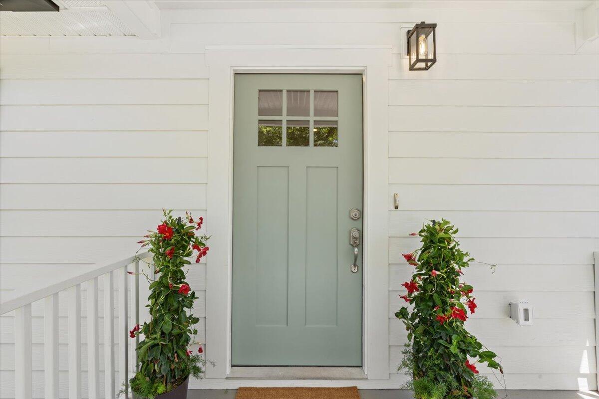 1430 E Montague Avenue