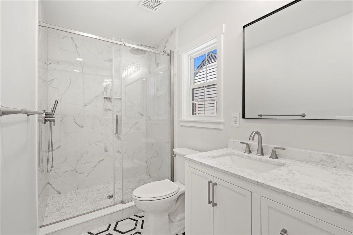 1430 E Montague Avenue