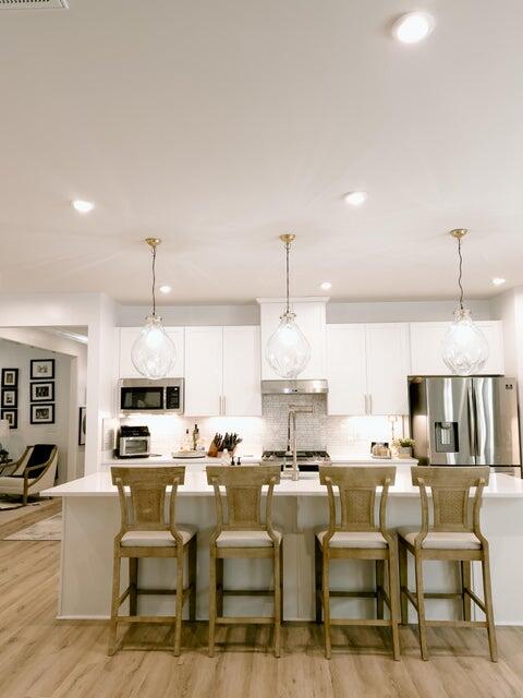 111 Country Oaks Lane