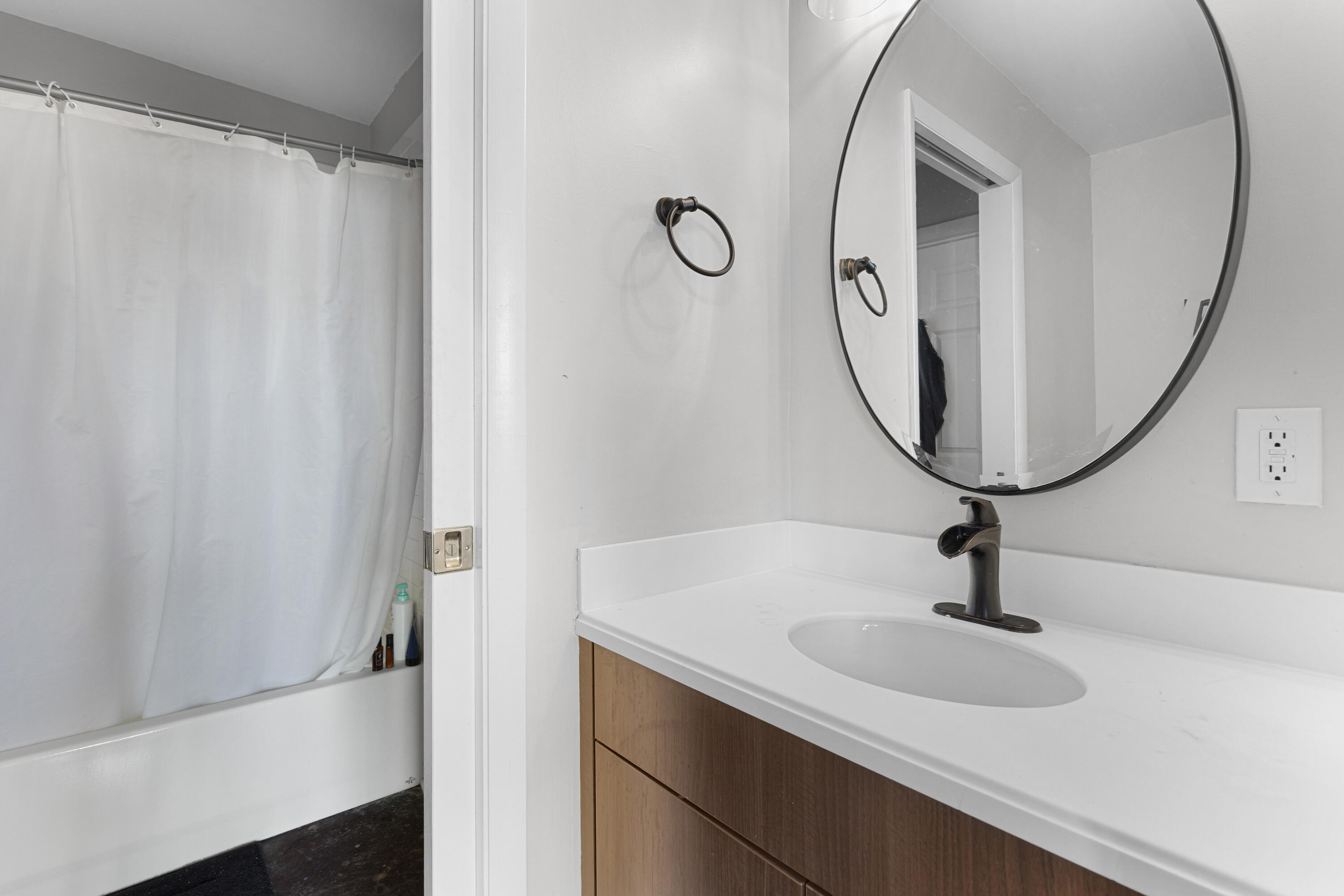 1 Cool Blow Street # 125