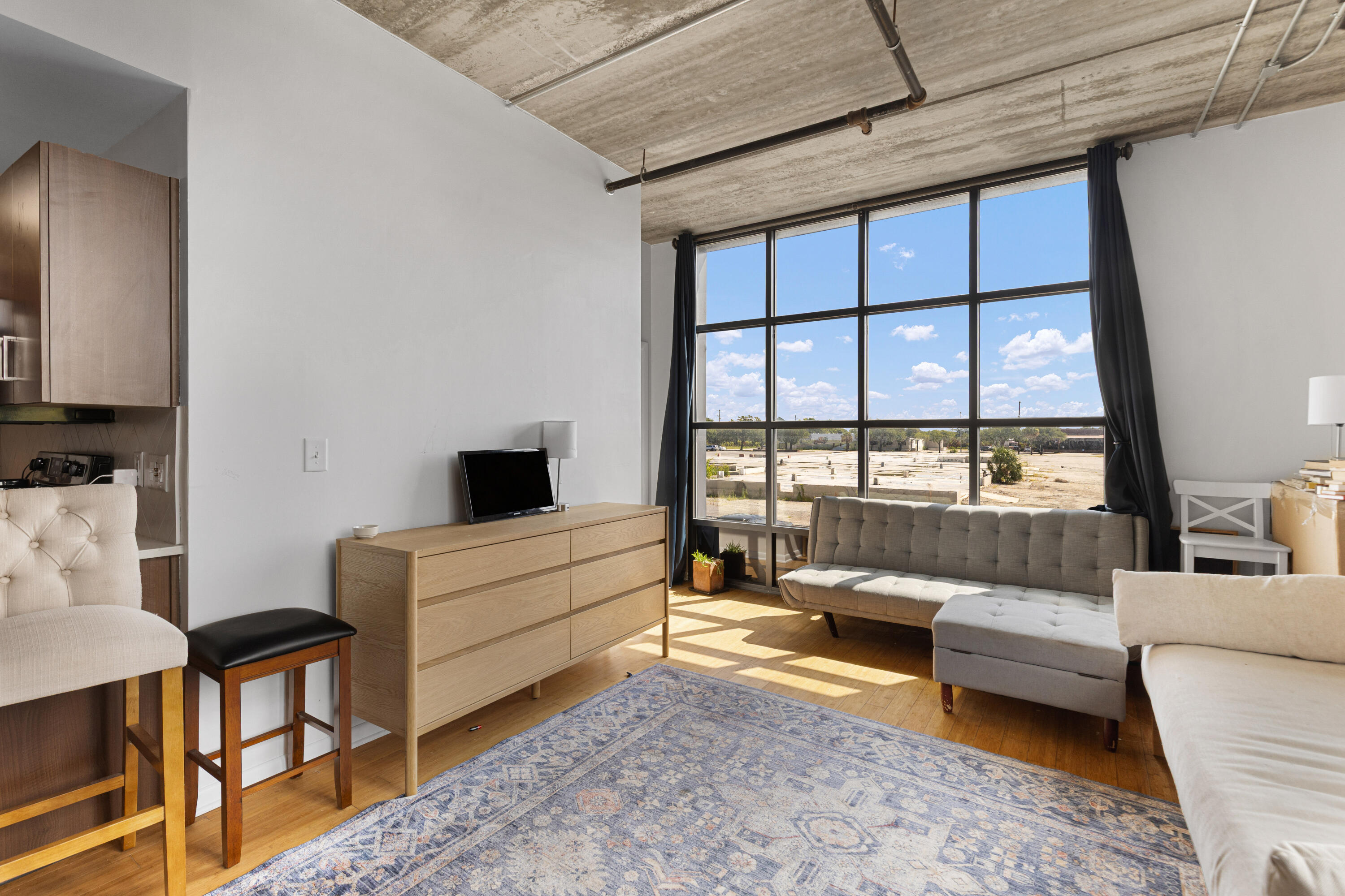 1 Cool Blow Street # 125